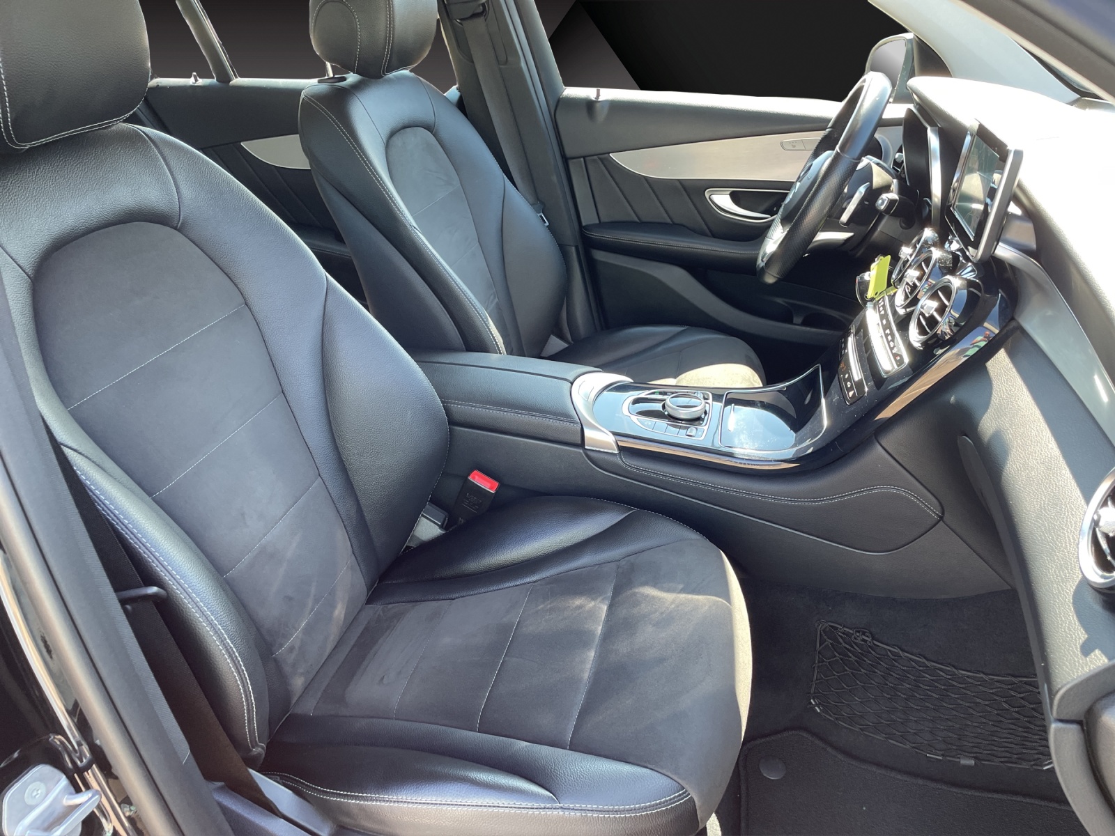 MERCEDES-BENZ GLC 250 d Exclusive 4Matic 9G-Tronic-image-16