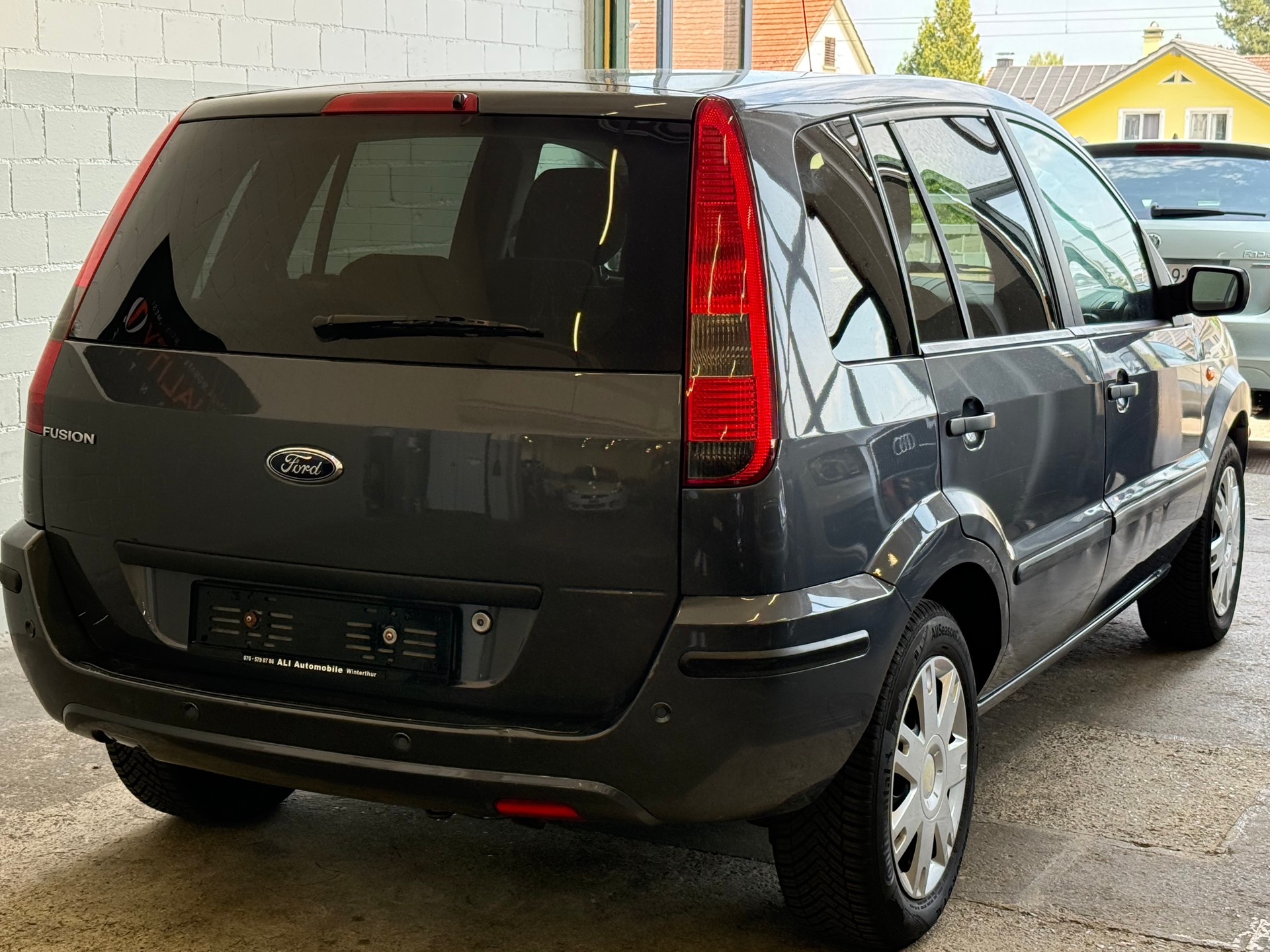 FORD Fusion 1.6 16V Trend-image-5