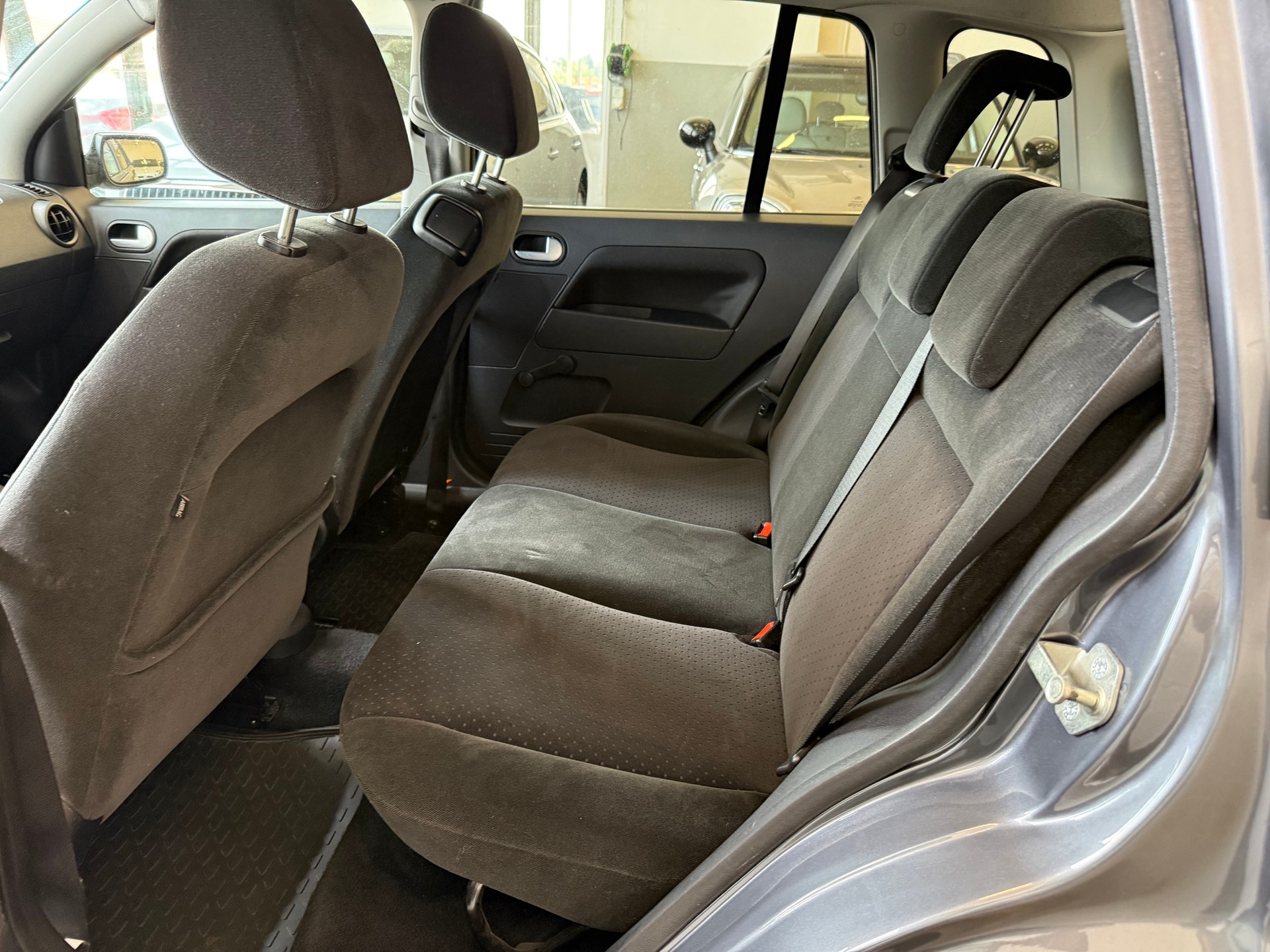 FORD Fusion 1.6 16V Trend-image-8