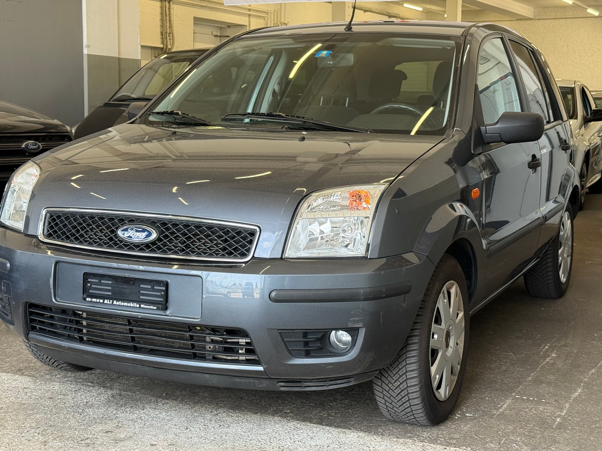 FORD Fusion 1.6 16V Trend-image-1