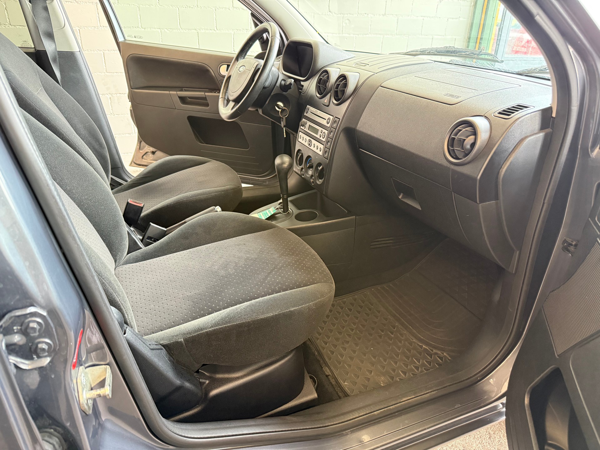 FORD Fusion 1.6 16V Trend-image-7
