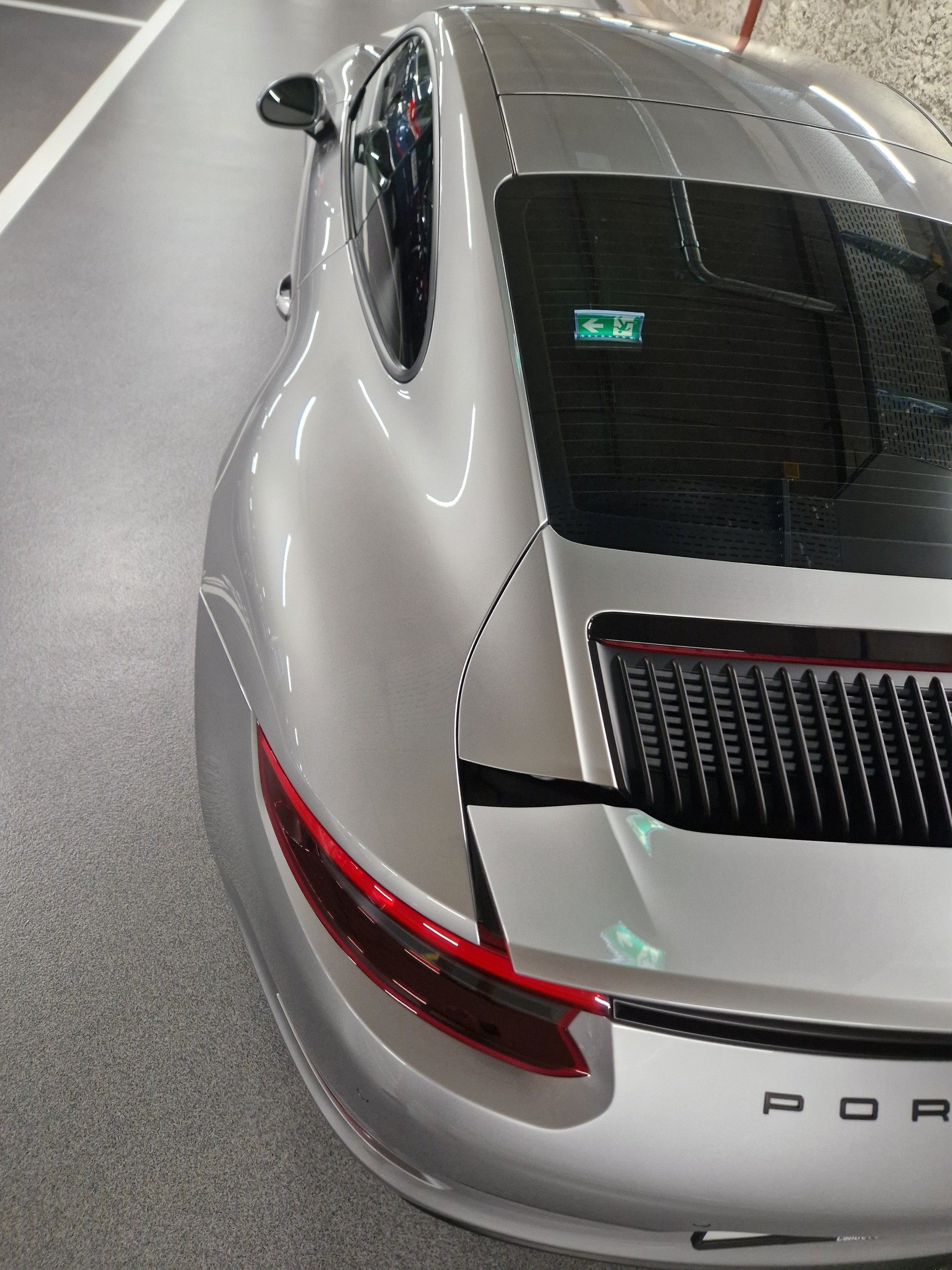 PORSCHE 3.0 Carrera GTS PDK-image-7