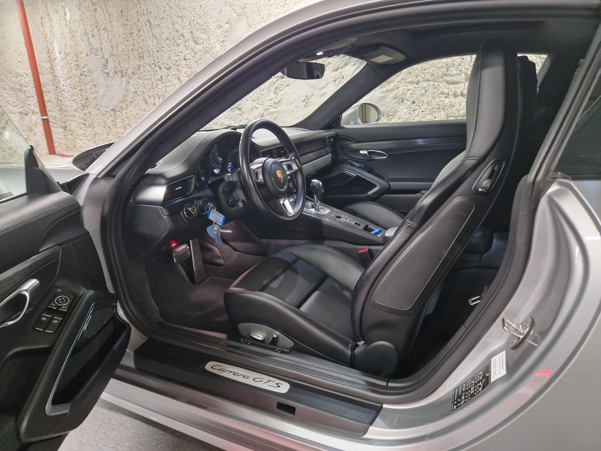 PORSCHE 3.0 Carrera GTS PDK-image-11