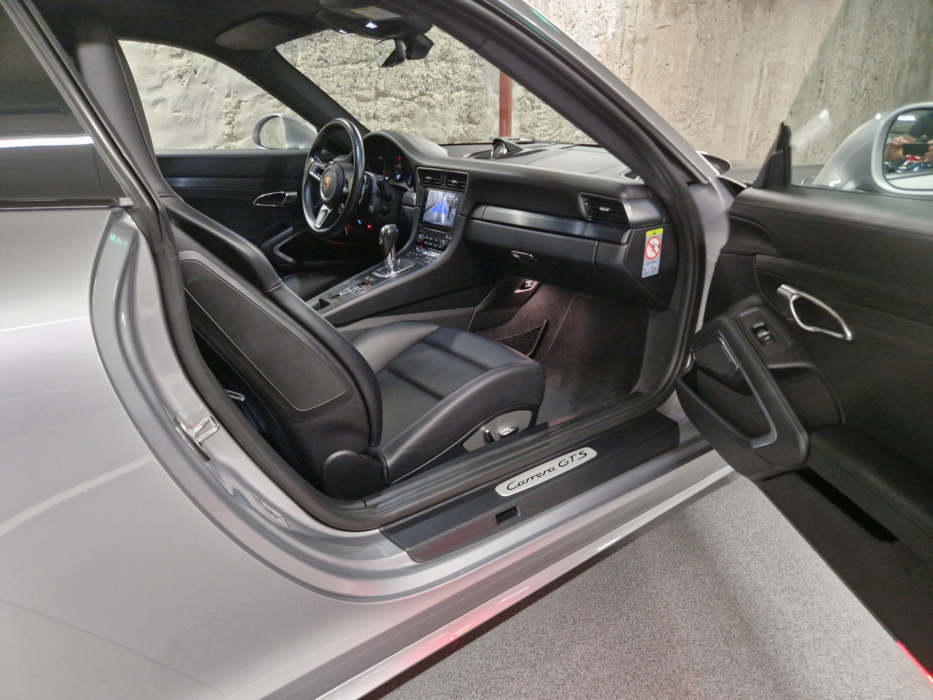 PORSCHE 3.0 Carrera GTS PDK-image-12