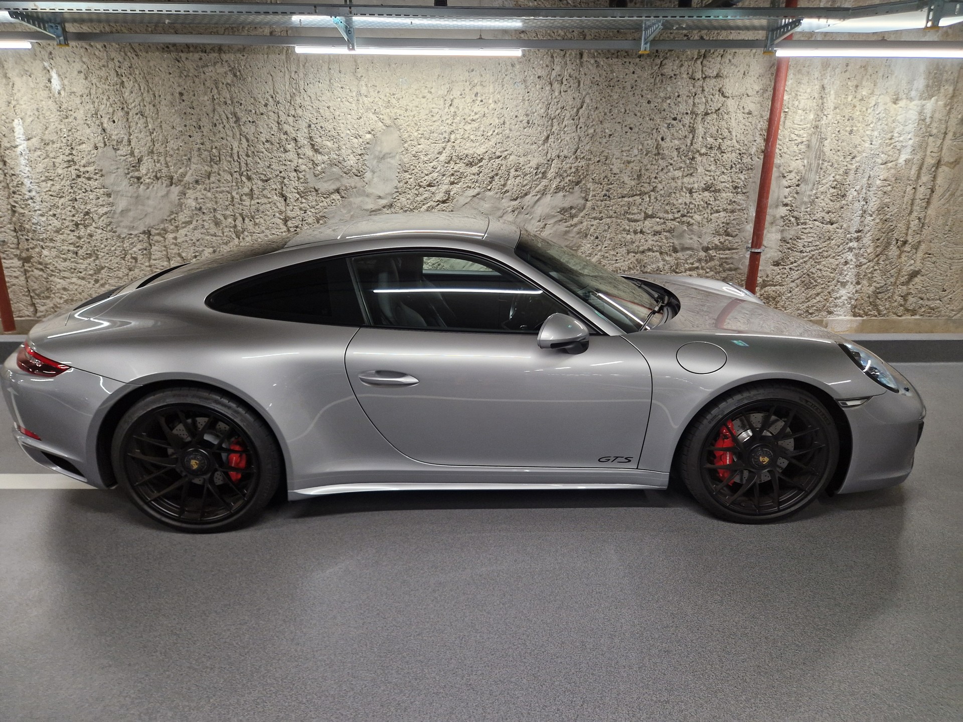 PORSCHE 3.0 Carrera GTS PDK-image-4