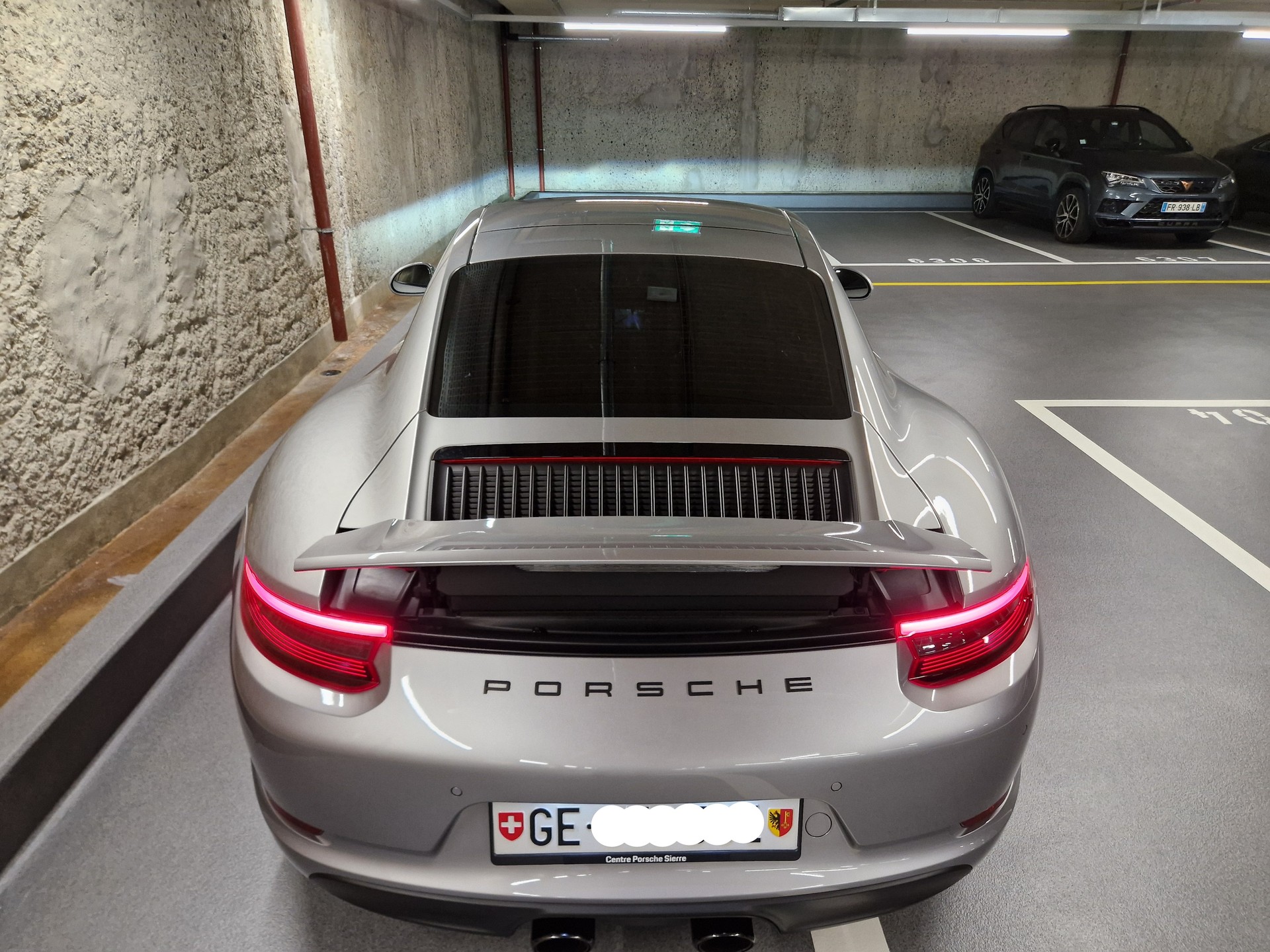 PORSCHE 3.0 Carrera GTS PDK-image-6
