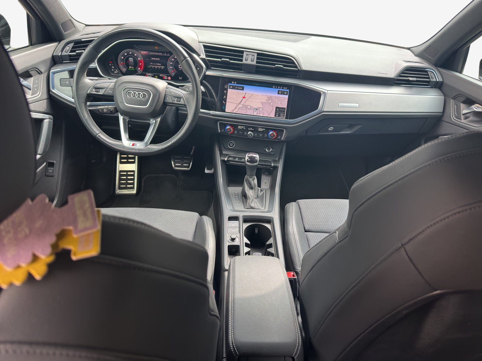AUDI Q3 Sportback 40 TFSI S line quattro S-tronic-image-8