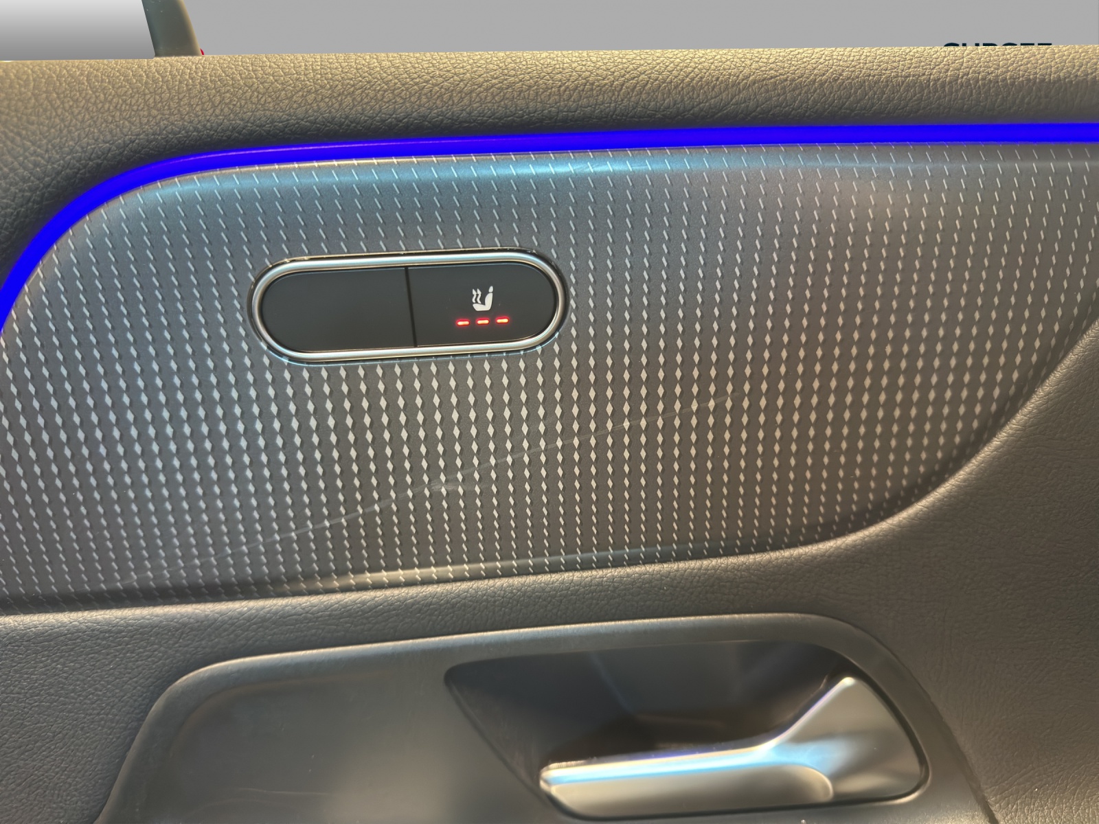 MERCEDES-BENZ B 200 Night Star 7G-DCT-image-12