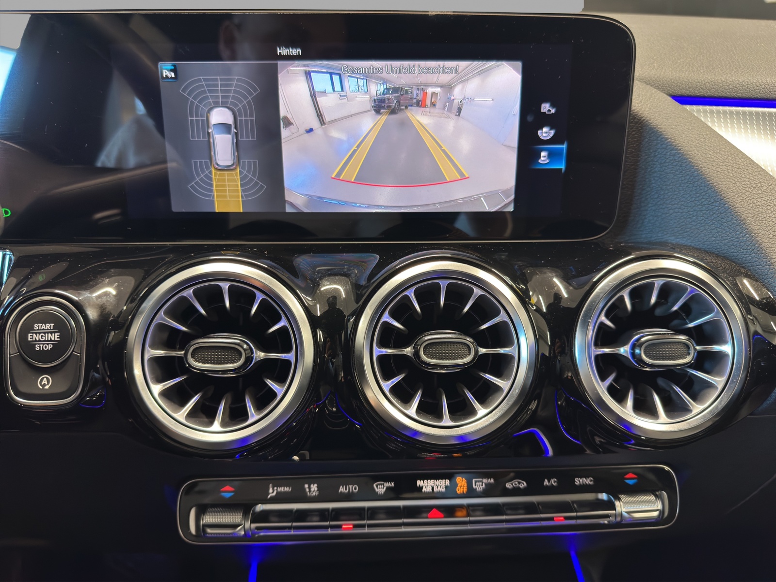 MERCEDES-BENZ B 200 Night Star 7G-DCT-image-11