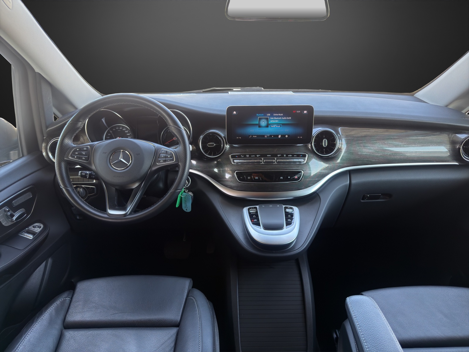 MERCEDES-BENZ EQV 300 Avantgarde lang-image-9