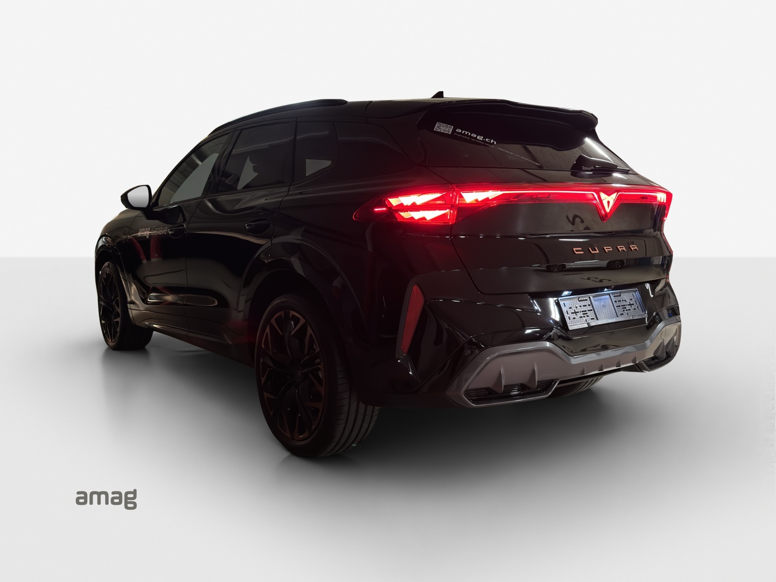 CUPRA Terramar 1.5 eHybrid DSG VZ-image-2
