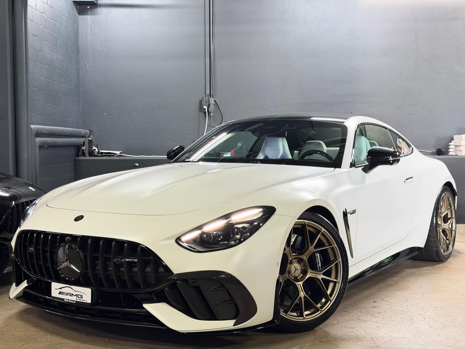 MERCEDES-BENZ AMG GT 63 PRO Limited Magno White Matt Performance 4Matic+ Executive 1of1 Edition-showroom-element-1
