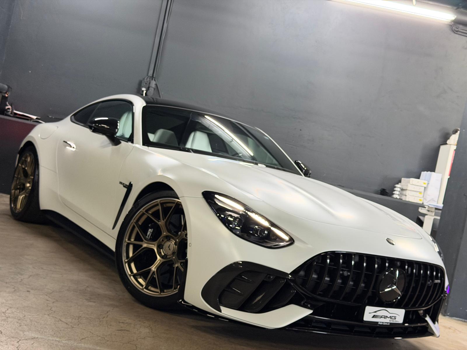 MERCEDES-BENZ AMG GT 63 PRO Limited Magno White Matt Performance 4Matic+ Executive 1of1 Edition-image-4