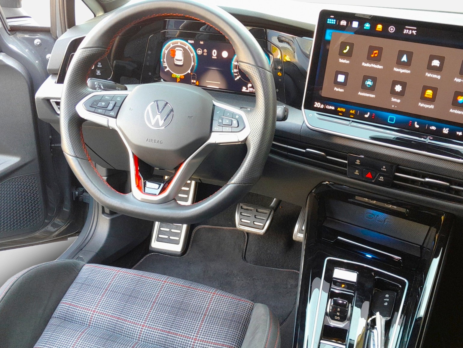 VW Golf 2.0 TSI GTI DSG-image-8