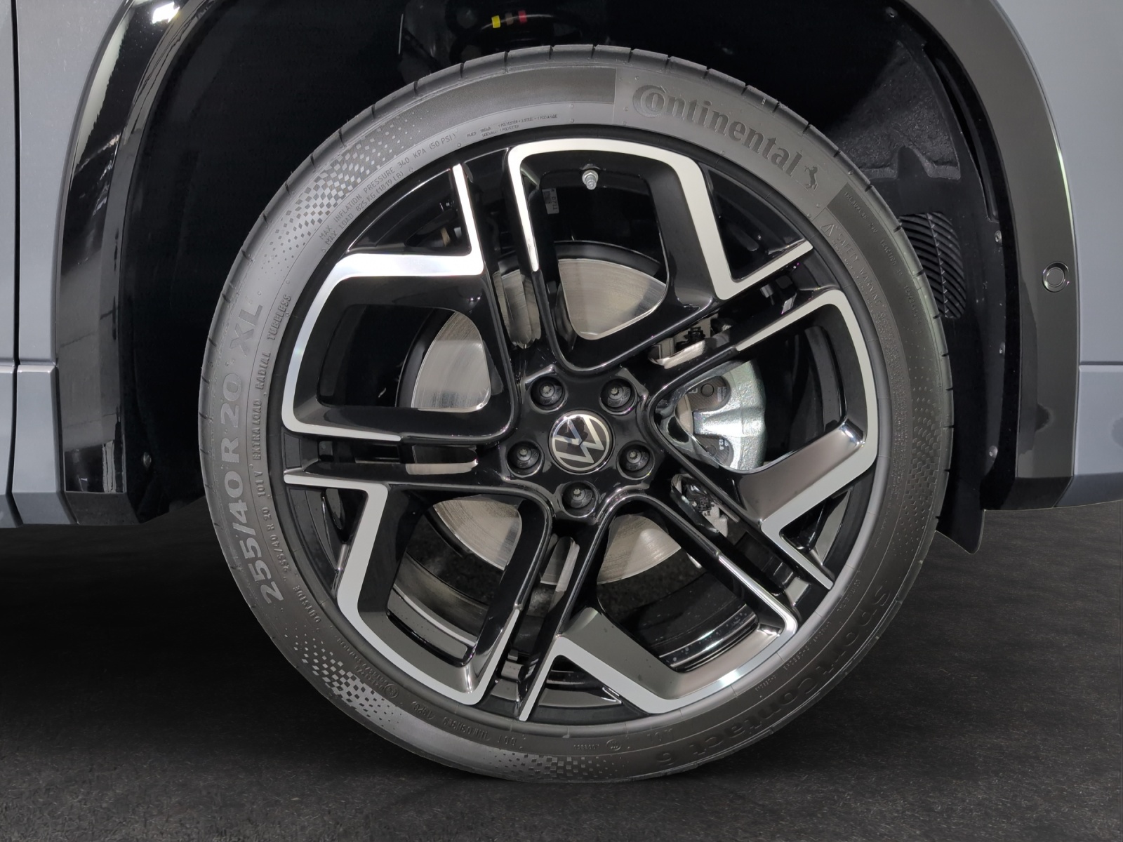 VW Tayron 2.0 TSI R-Line Plus DSG 4Motion-image-4
