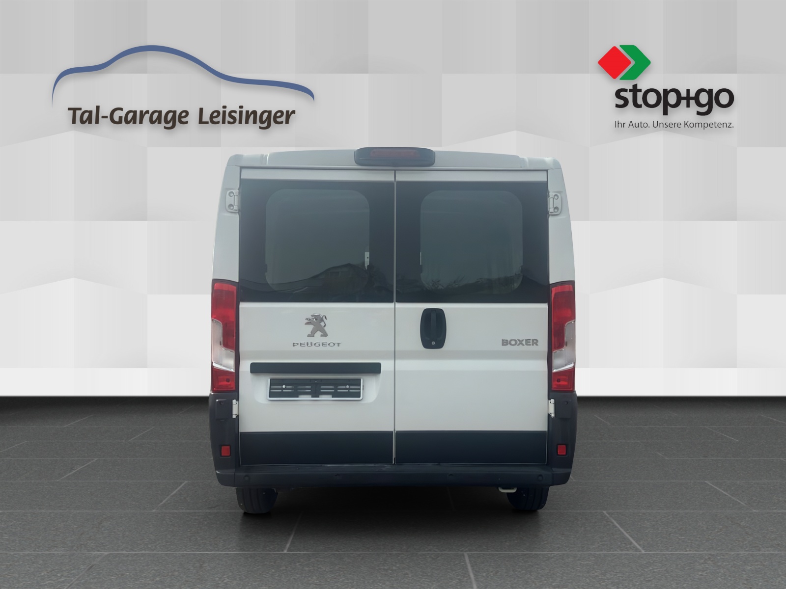 PEUGEOT Boxer 2.2 HDI 333 Premium L1H1-image-9