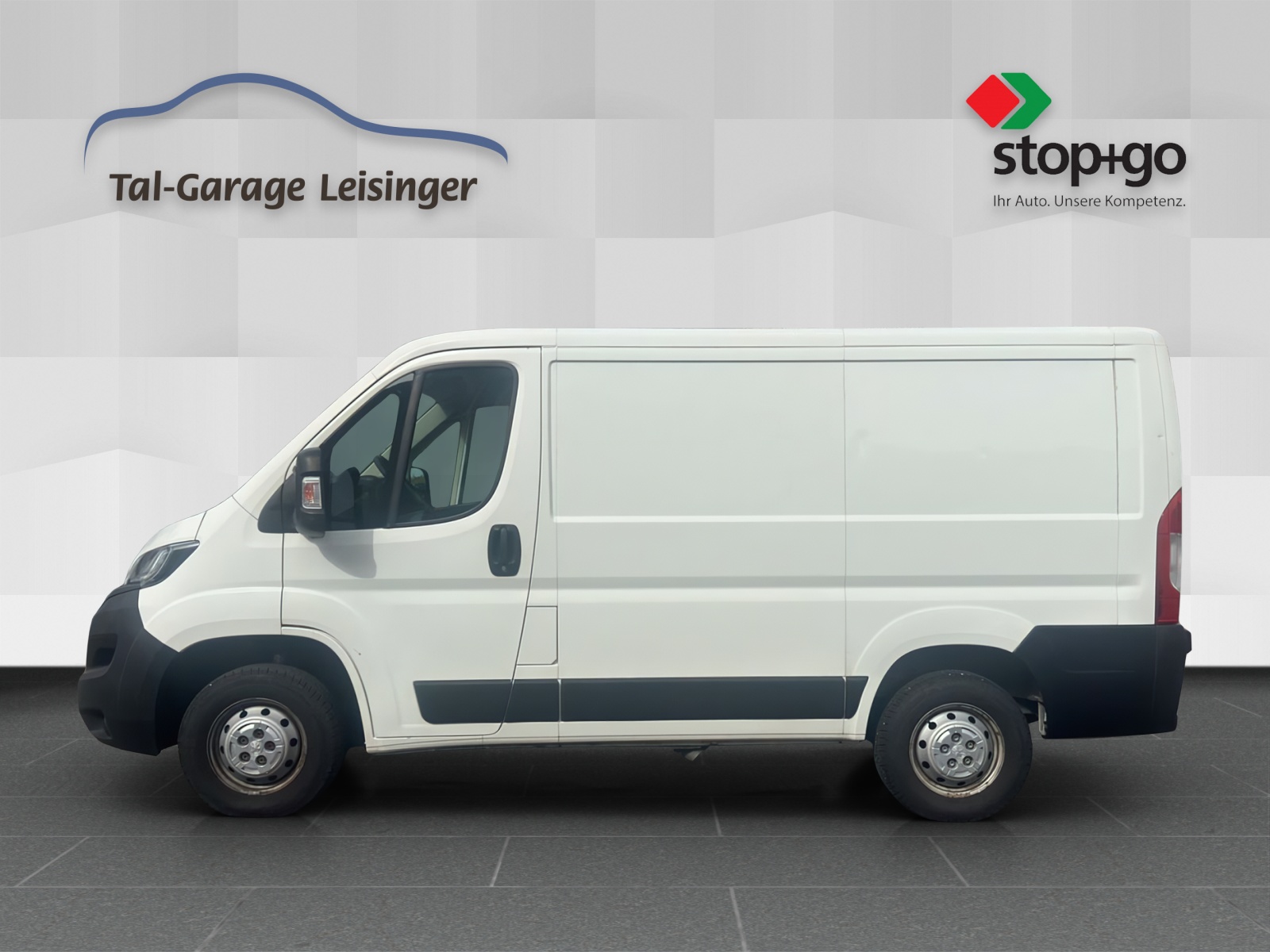 PEUGEOT Boxer 2.2 HDI 333 Premium L1H1-image-7