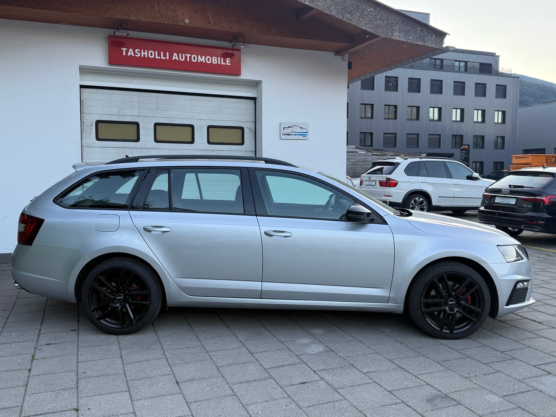 SKODA Octavia Combi 2.0 TDI RS Prag 4x4 DSG-image-7