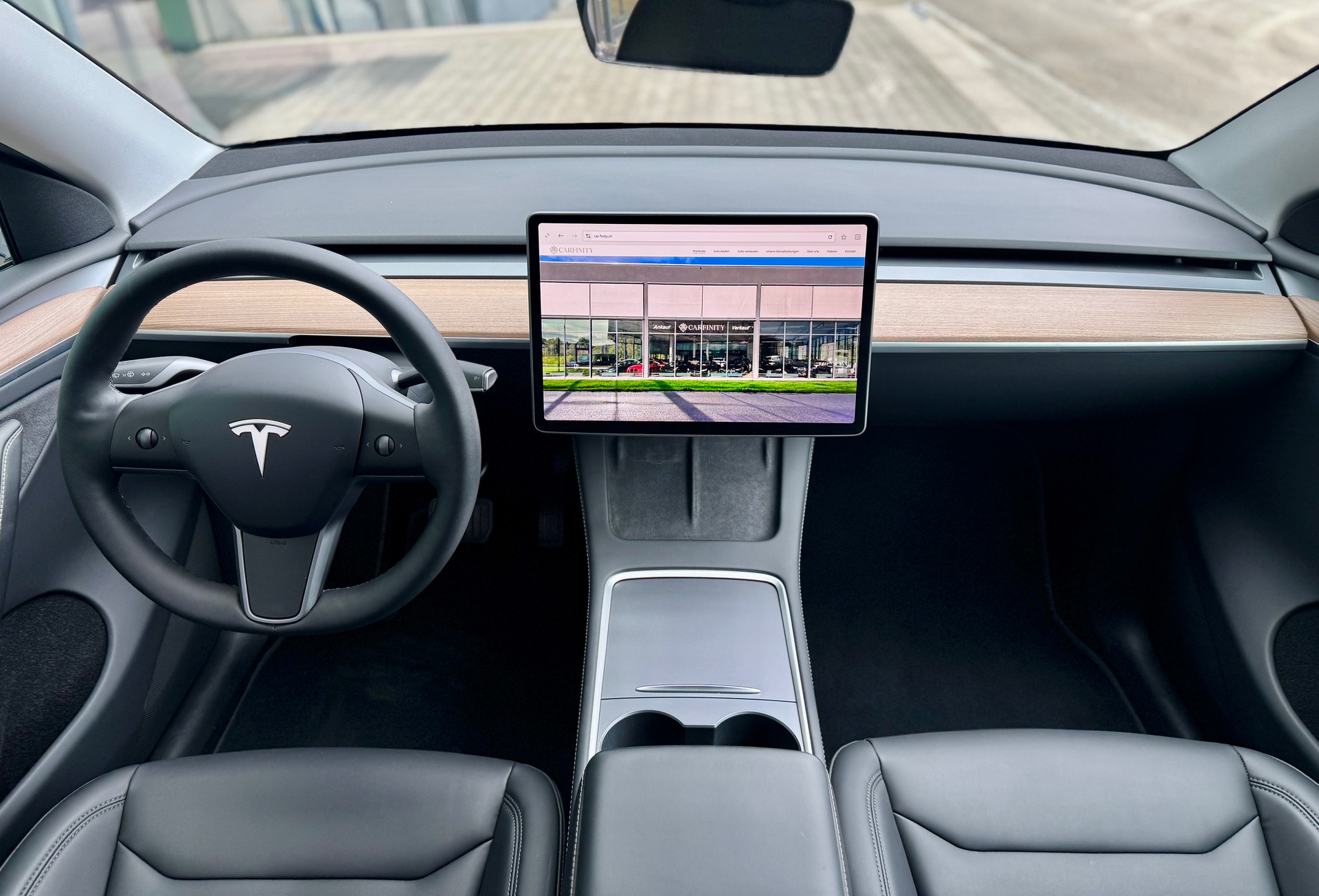 TESLA Model Y Performance / AMD Ryzen-image-7
