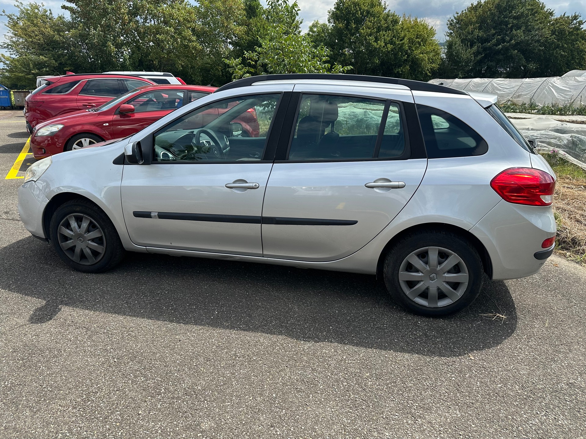 RENAULT Clio Grandtour 1.2 16V Expression-image-6