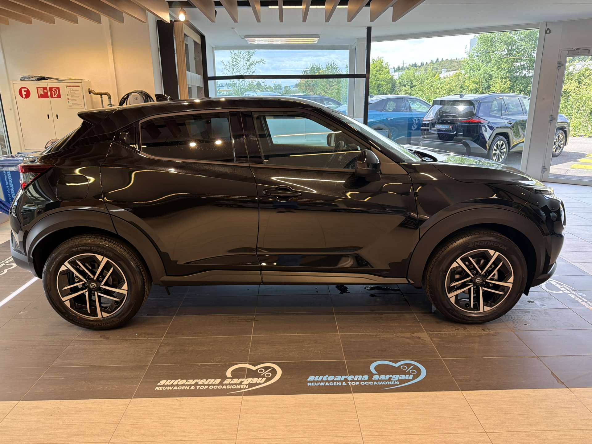 NISSAN Juke 1.0 DIG-T N-Connecta DCT-Automat-image-13