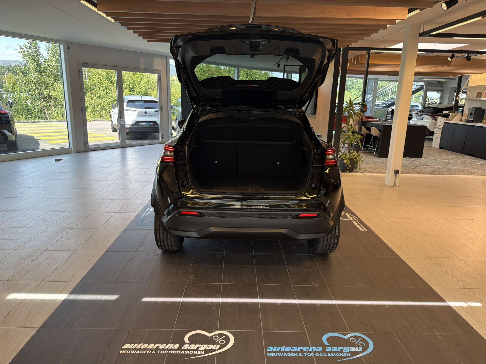 NISSAN Juke 1.0 DIG-T N-Connecta DCT-Automat-image-7