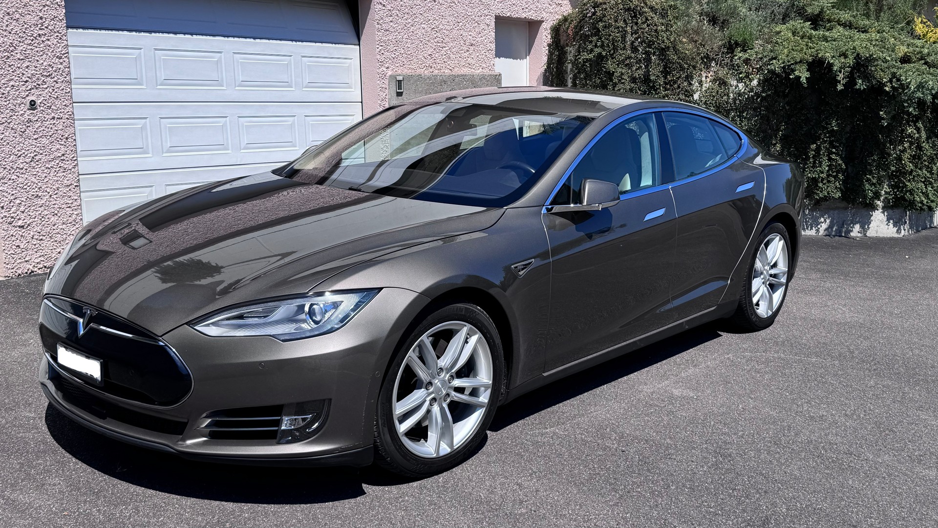 TESLA 85 D-image-1