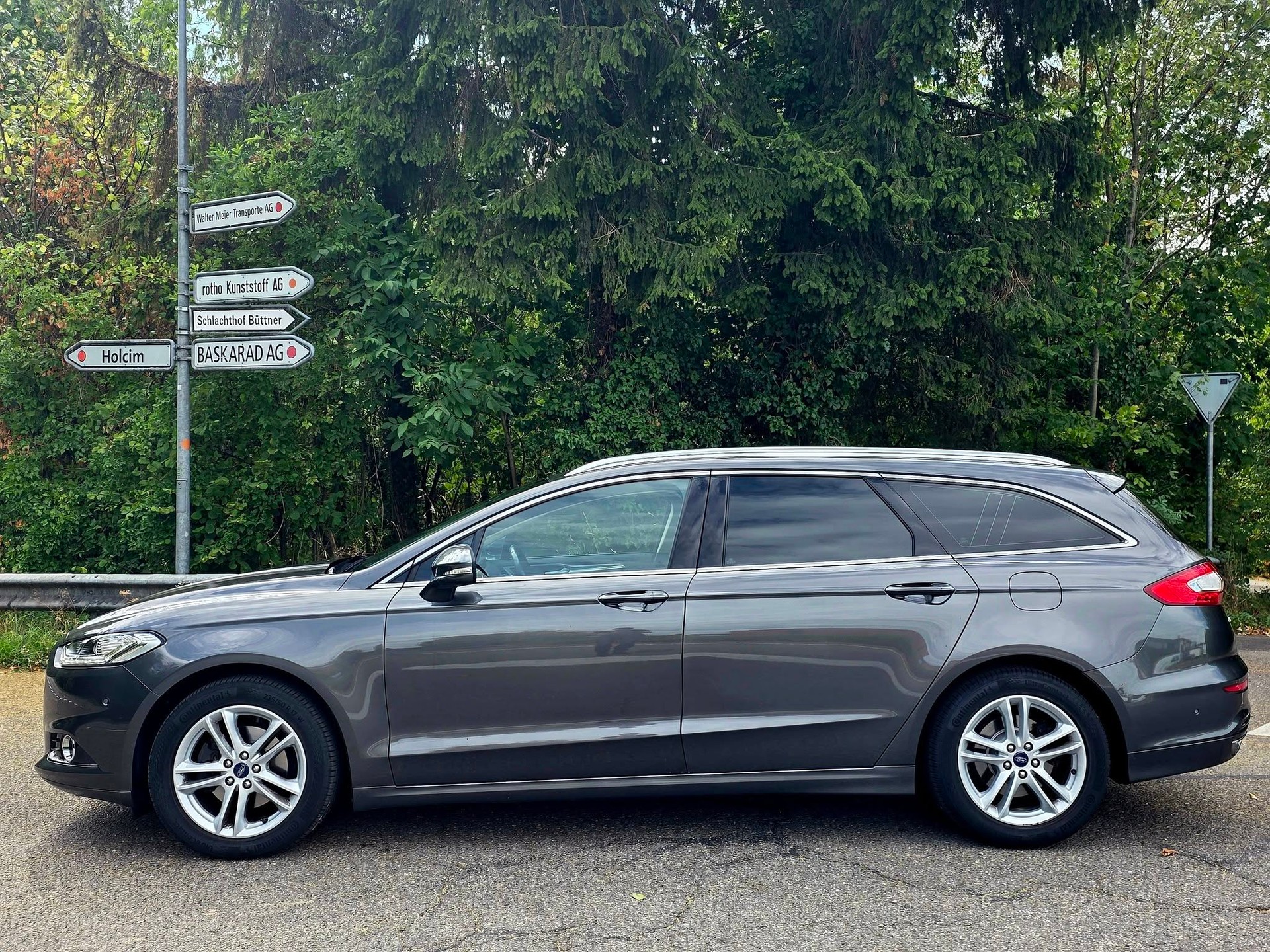 FORD Mondeo 2.0 TDCi Titanium PowerShift-image-7