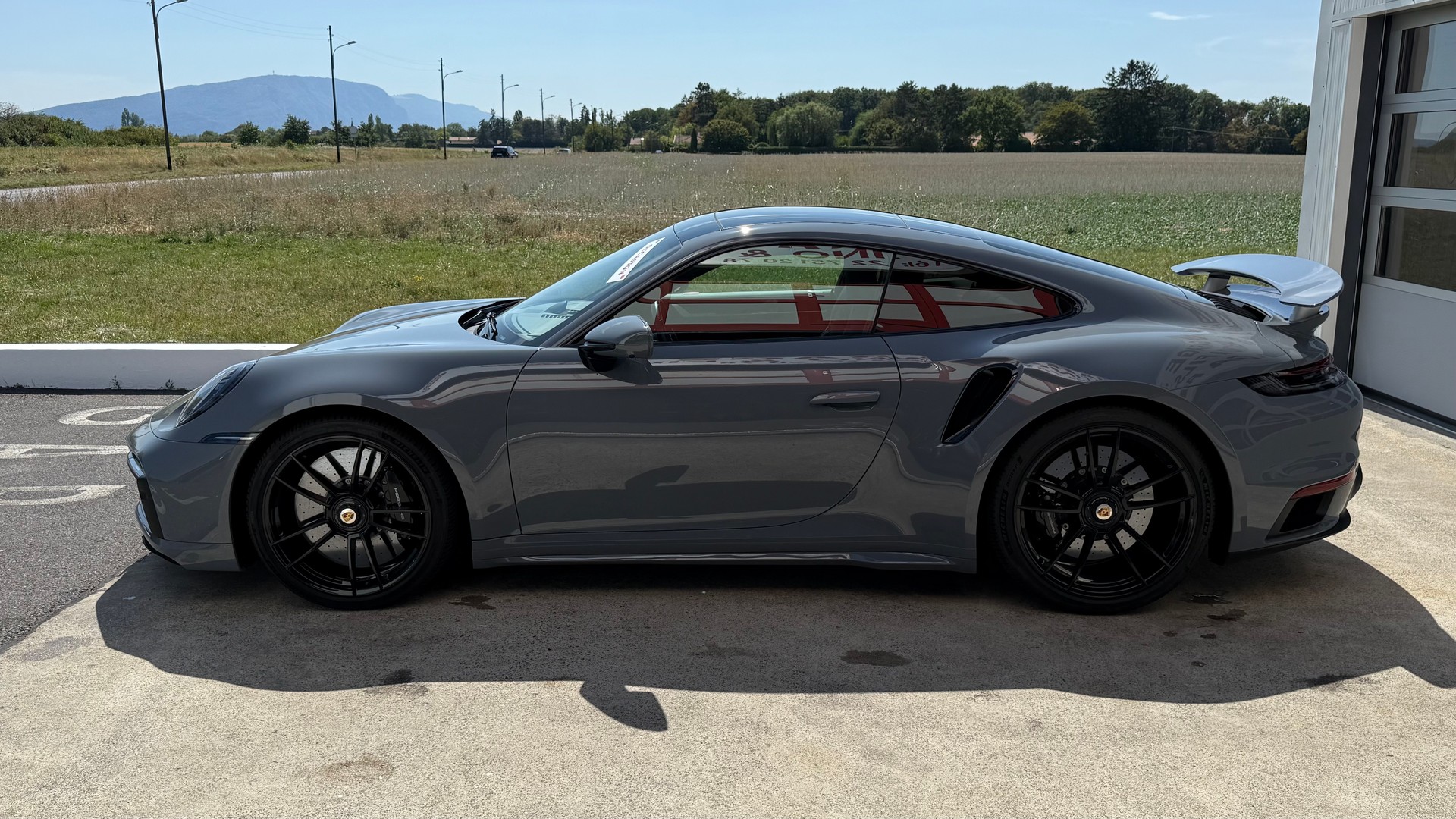 PORSCHE 911 Turbo S PDK-image-3