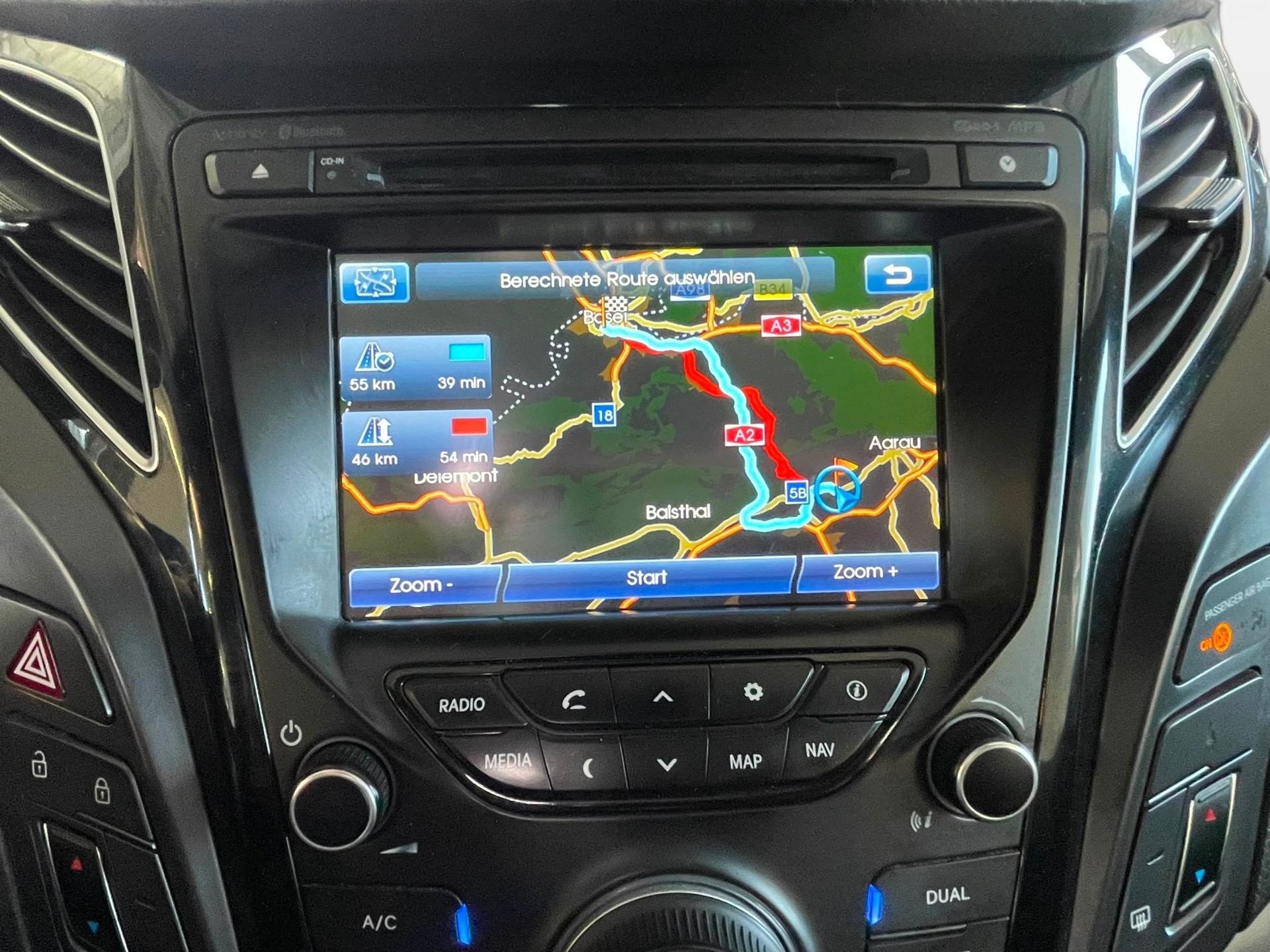 HYUNDAI i40 Wagon 1.7 CRDI Premium Automatic | Frisch MFK | CH-Auto | Ab Service | Pano Dach | Leder-image-15