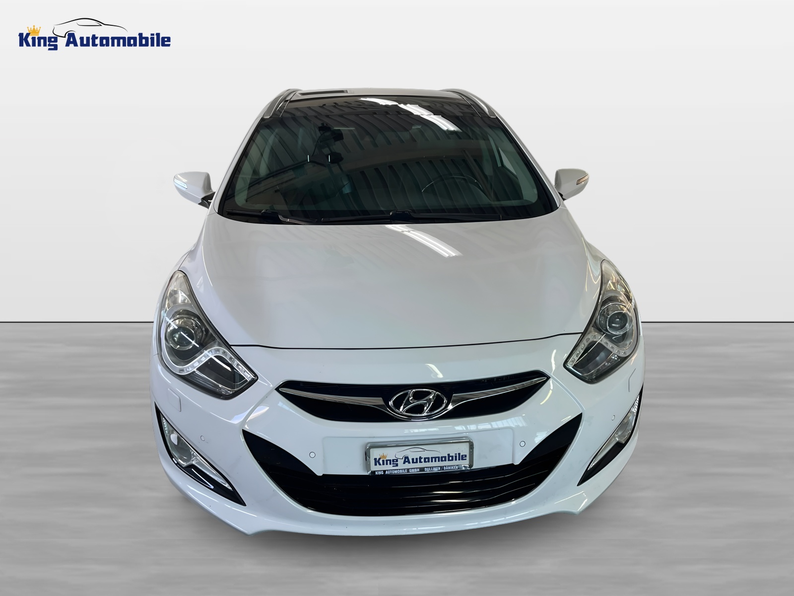 HYUNDAI i40 Wagon 1.7 CRDI Premium Automatic | Frisch MFK | CH-Auto | Ab Service | Pano Dach | Leder-image-2