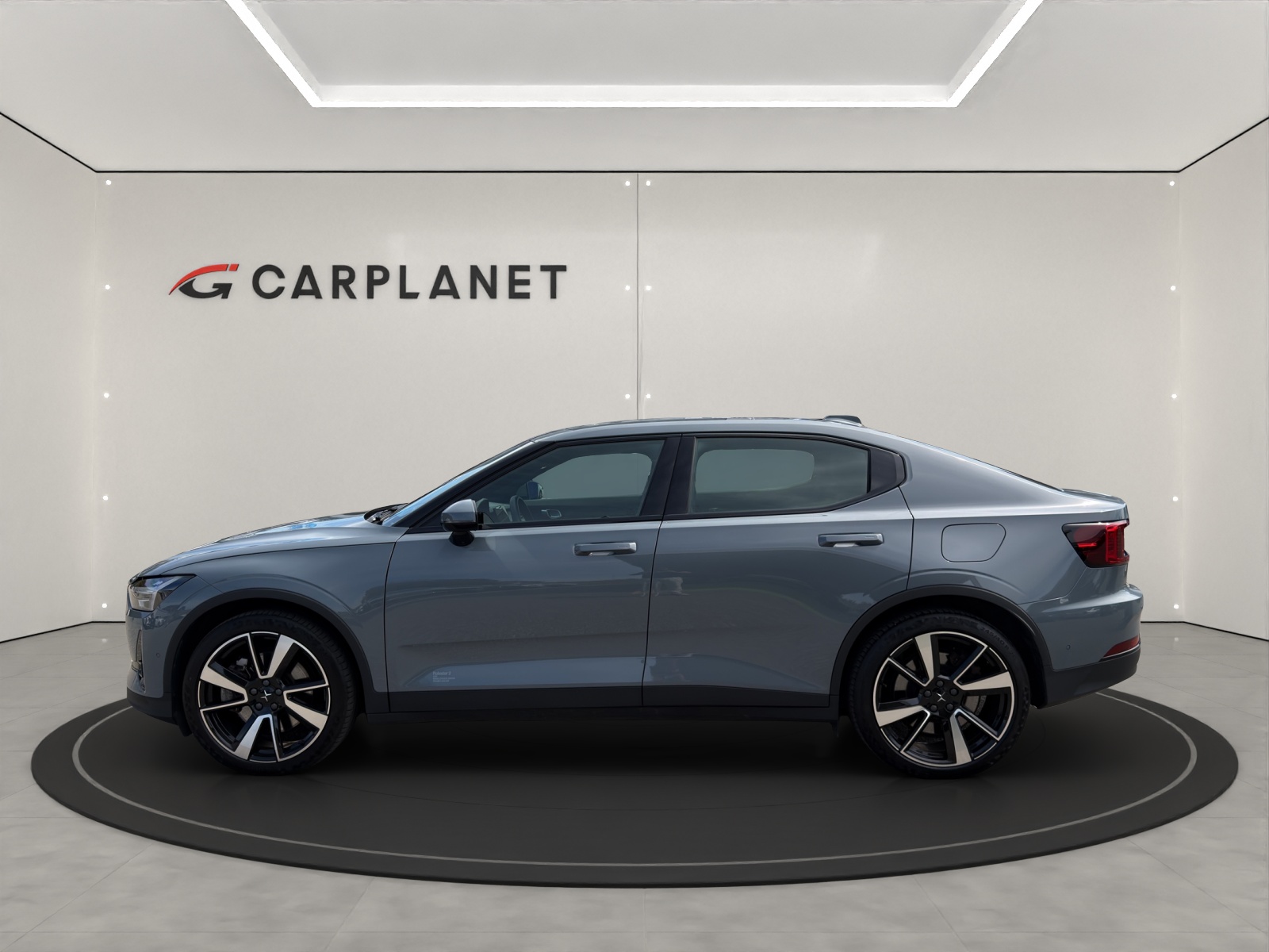 POLESTAR 2 Long Range Dual Motor-image-1
