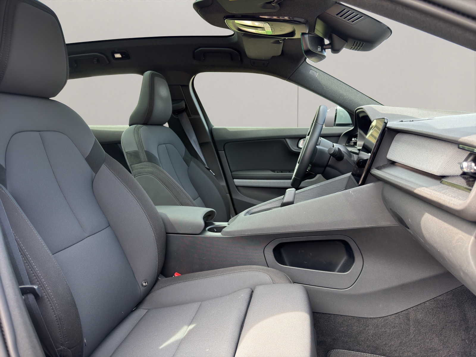 POLESTAR 2 Long Range Dual Motor-image-9