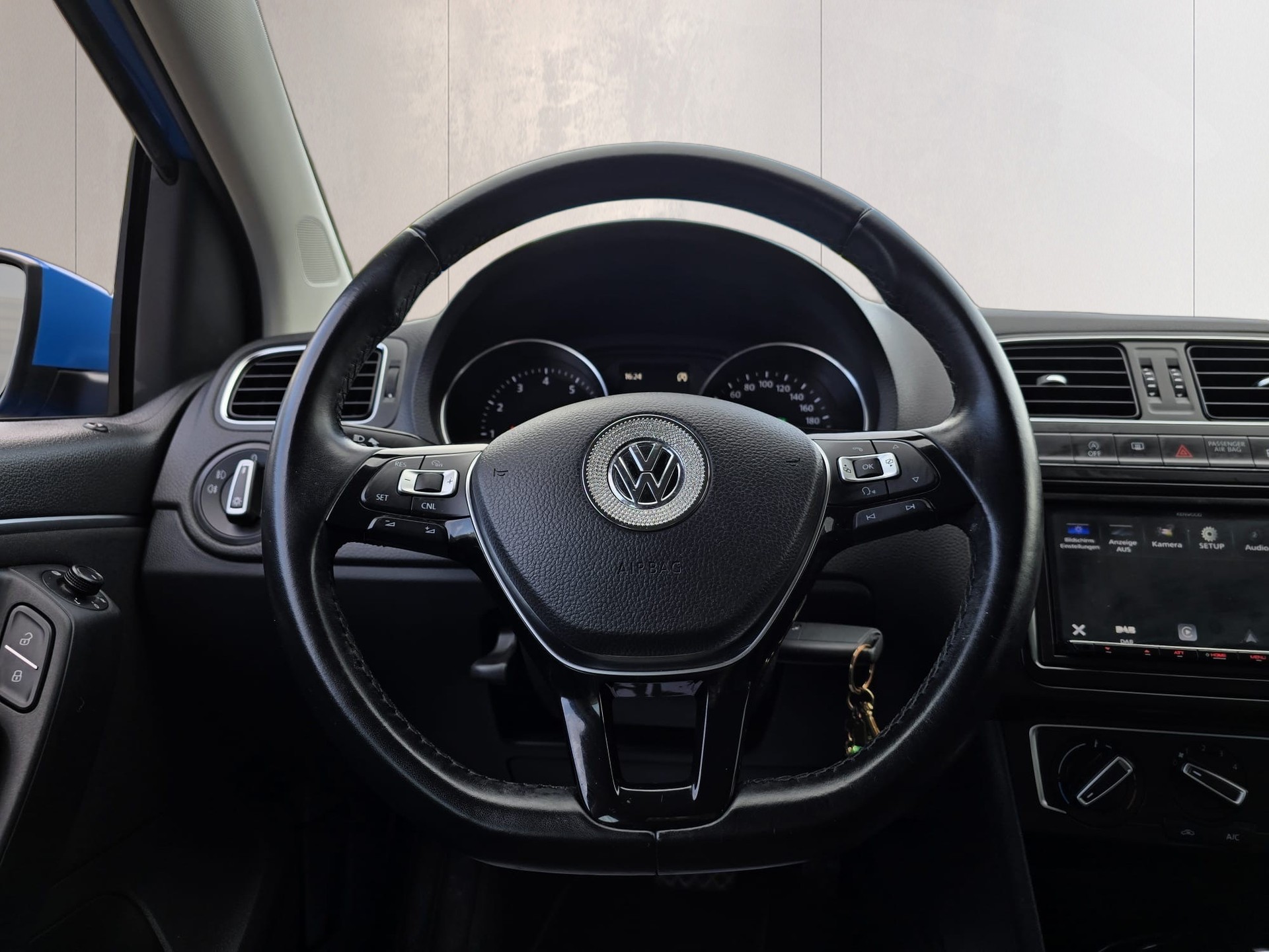 VW Polo 1.2 TSI BMT Trendline-image-8