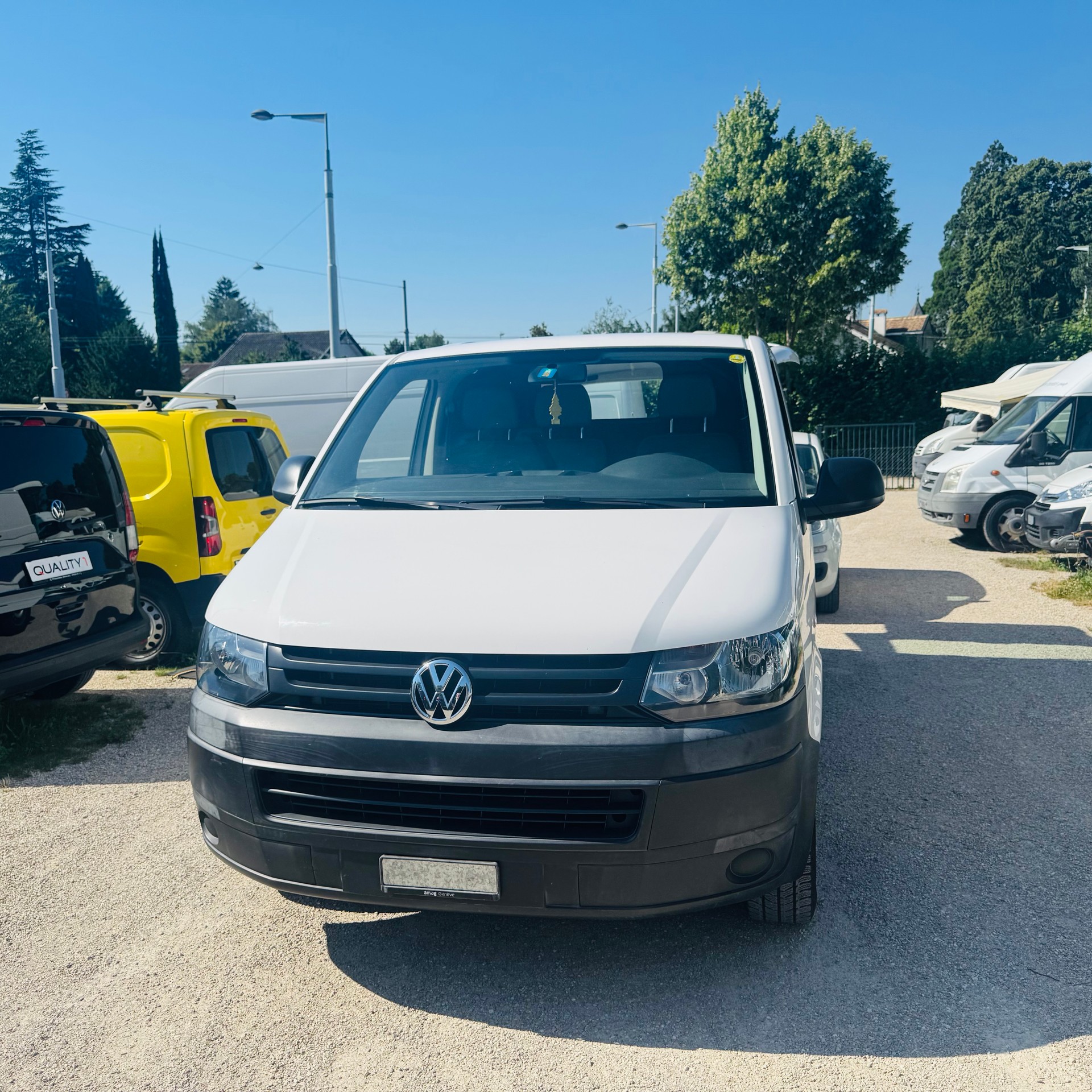 VW T5 2.0 TDI-image-1