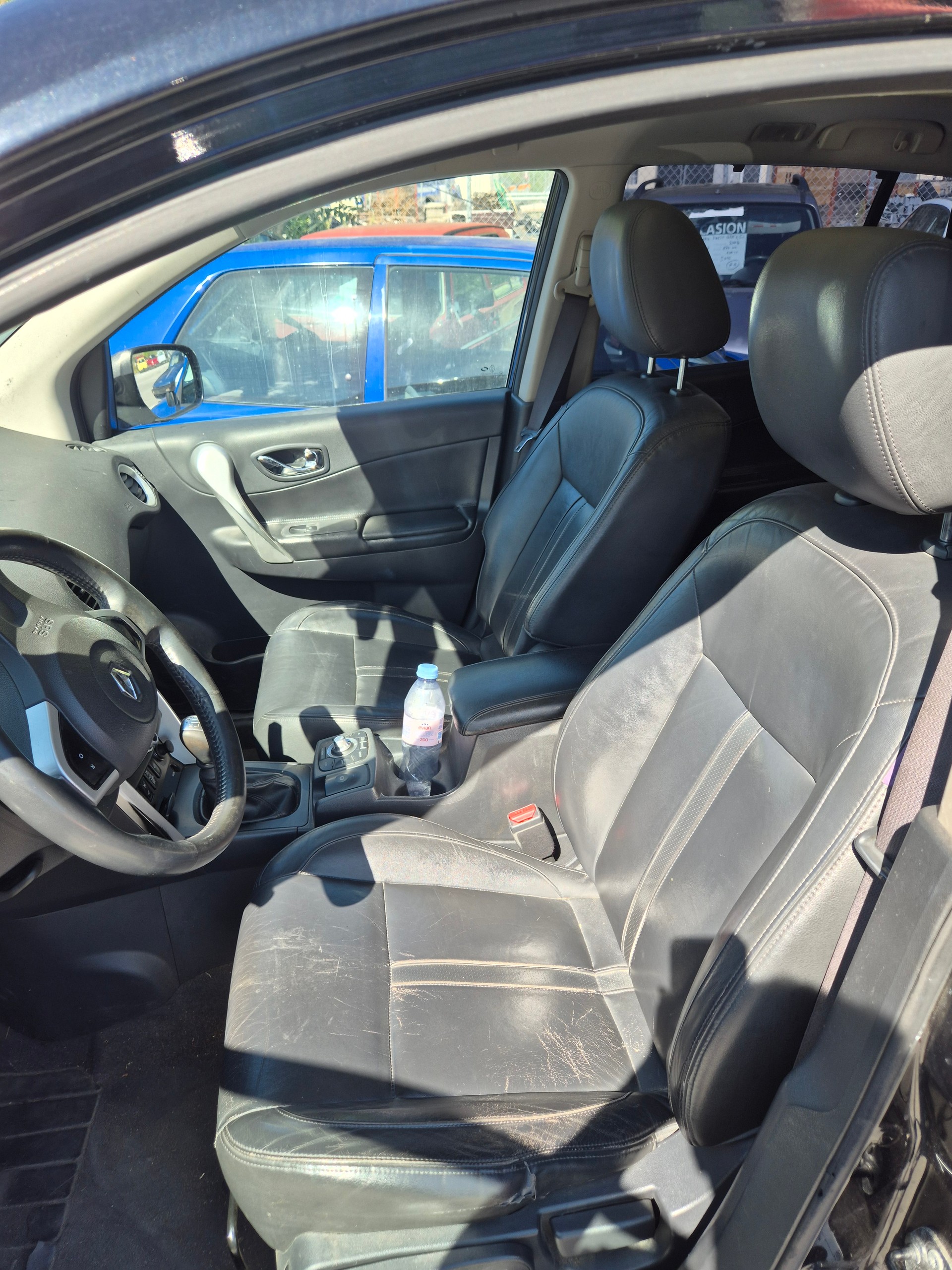 RENAULT Koleos 2.5 Dynamique Luxe 4x4-image-10