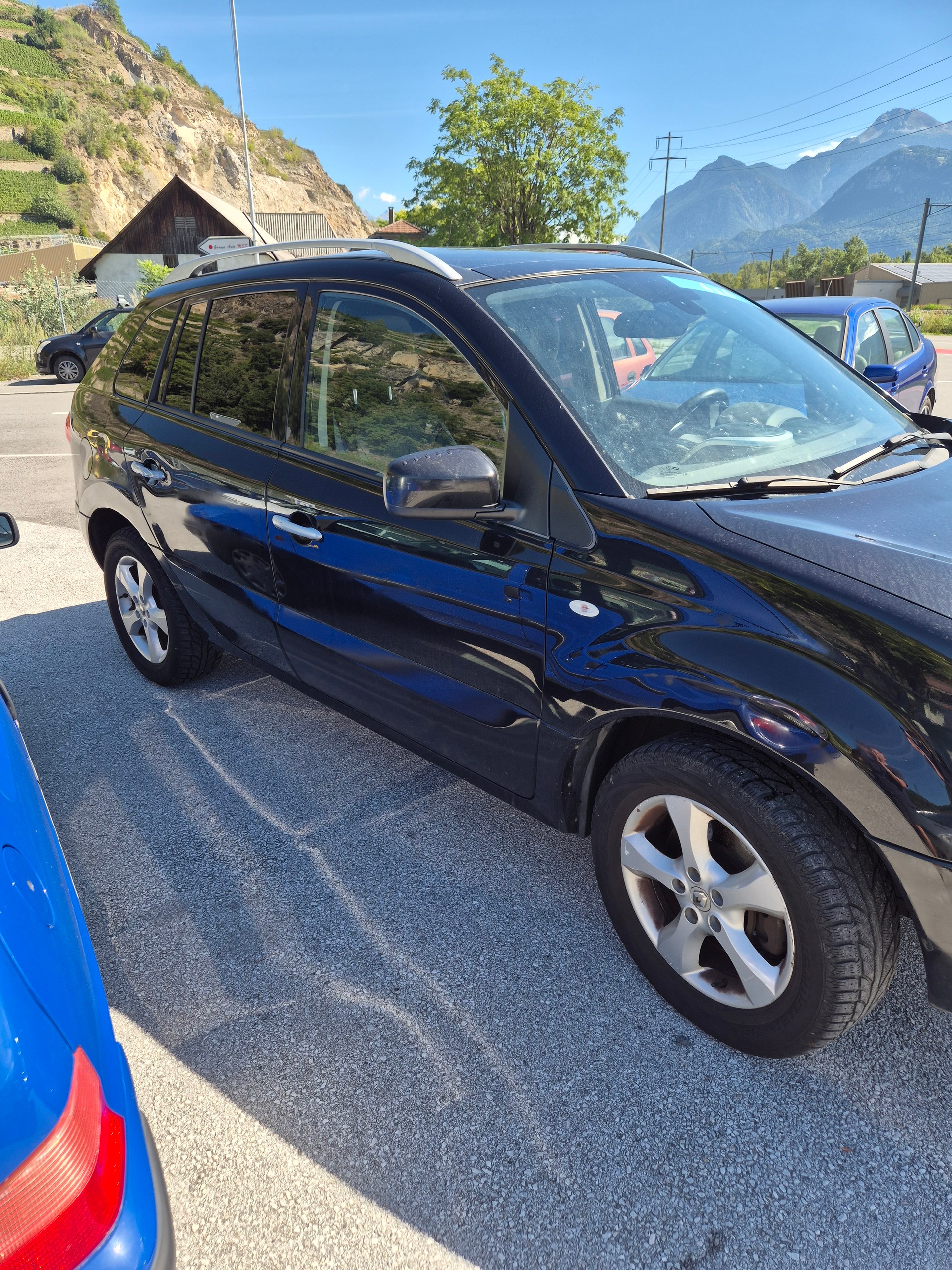 RENAULT Koleos 2.5 Dynamique Luxe 4x4-image-1