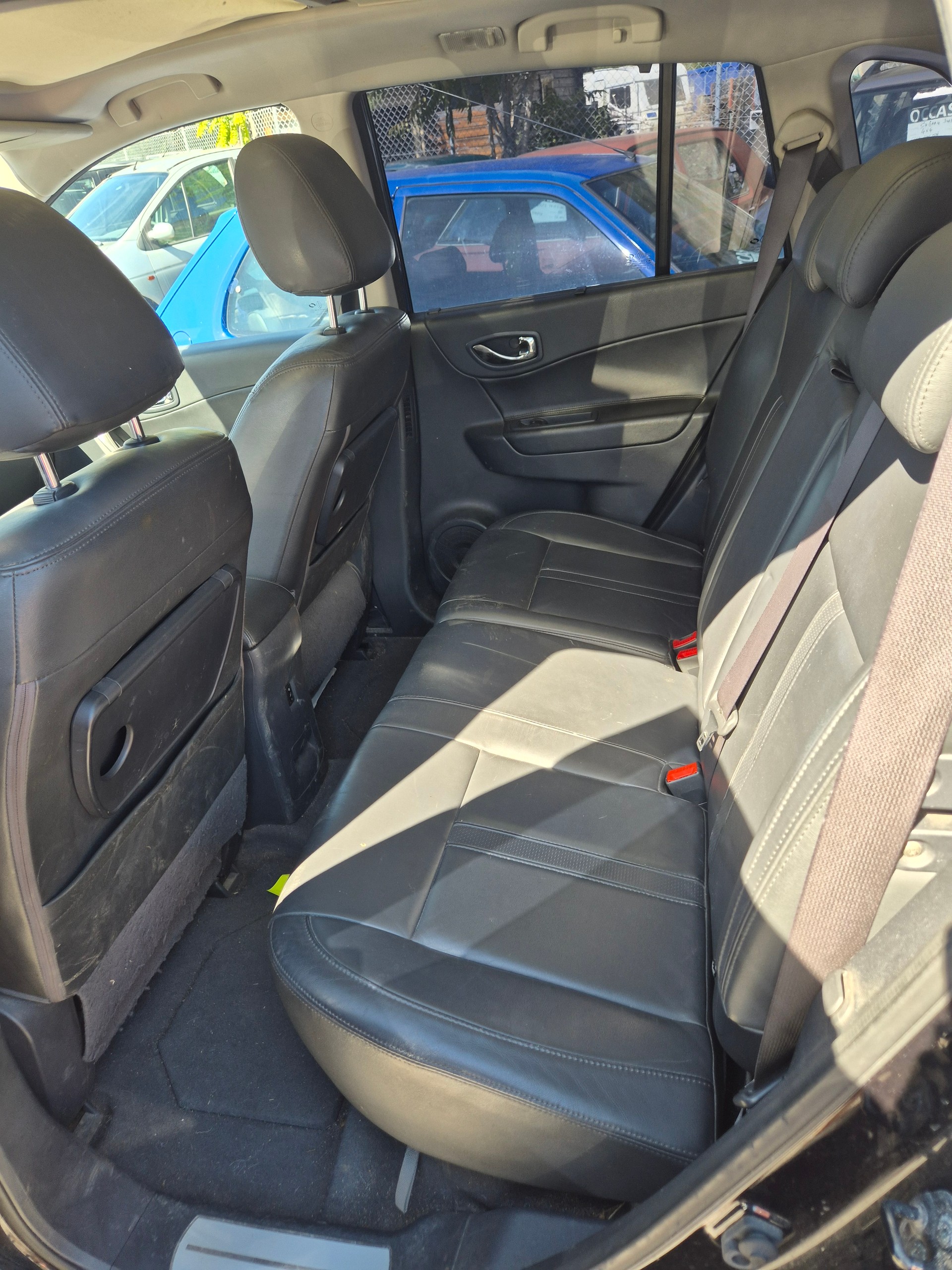 RENAULT Koleos 2.5 Dynamique Luxe 4x4-image-11