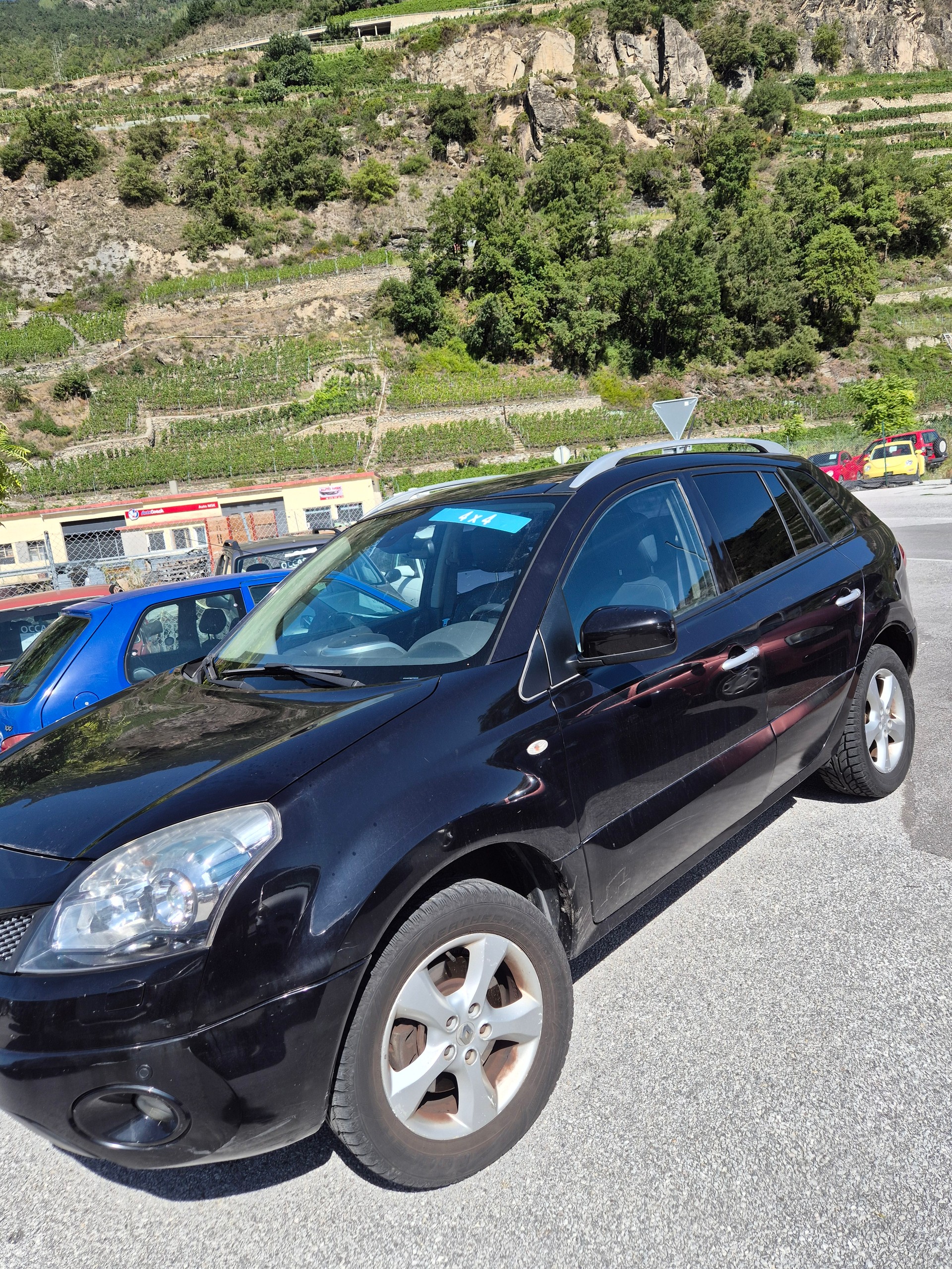 RENAULT Koleos 2.5 Dynamique Luxe 4x4-image-2