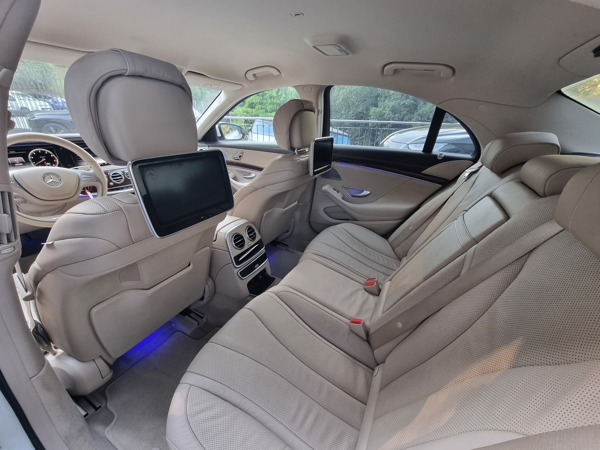 MERCEDES-BENZ S 500 L 4Matic 7G-Tronic-image-6