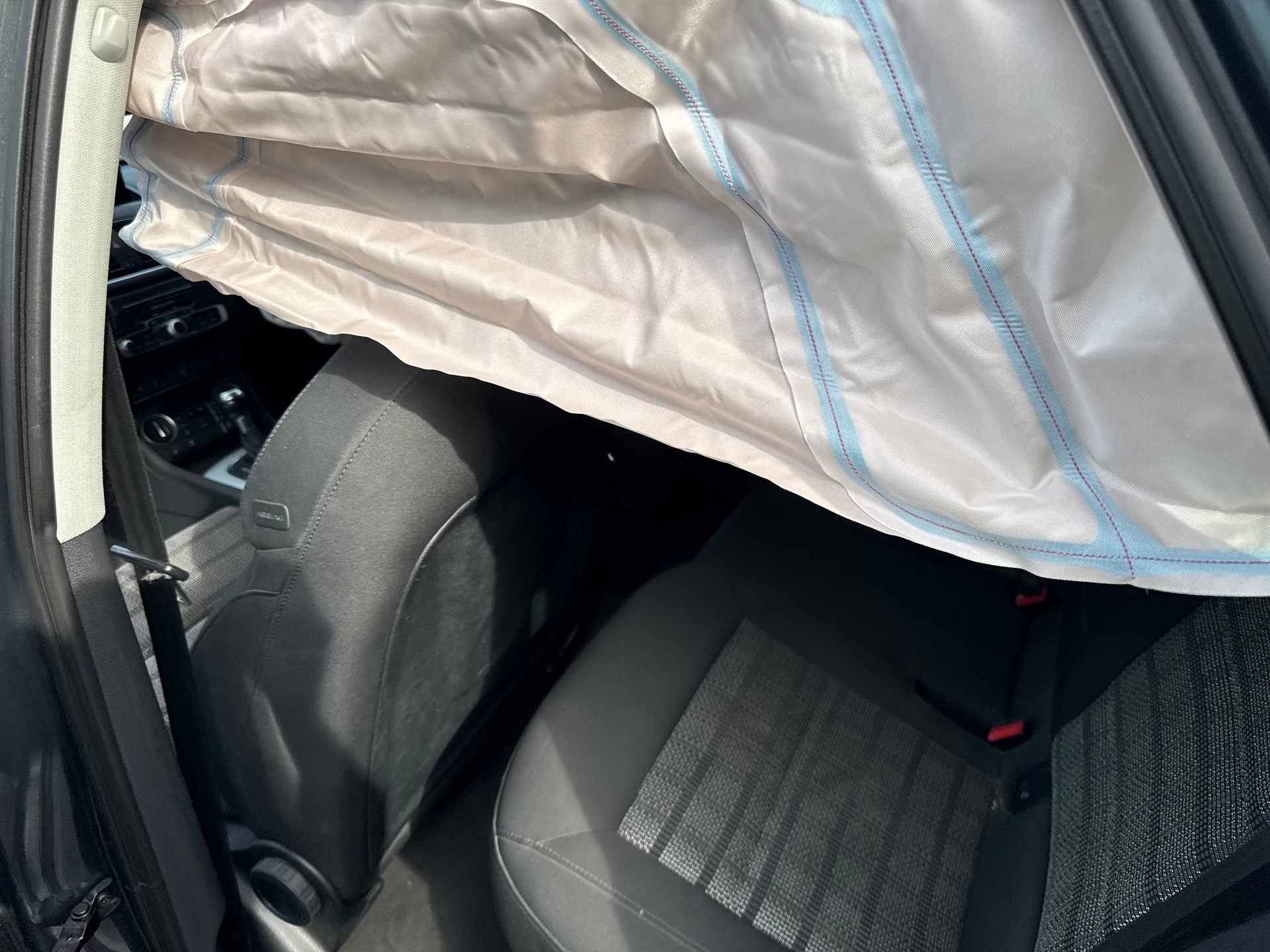 AUDI Q3 1.4 TFSI design S-tronic-image-18