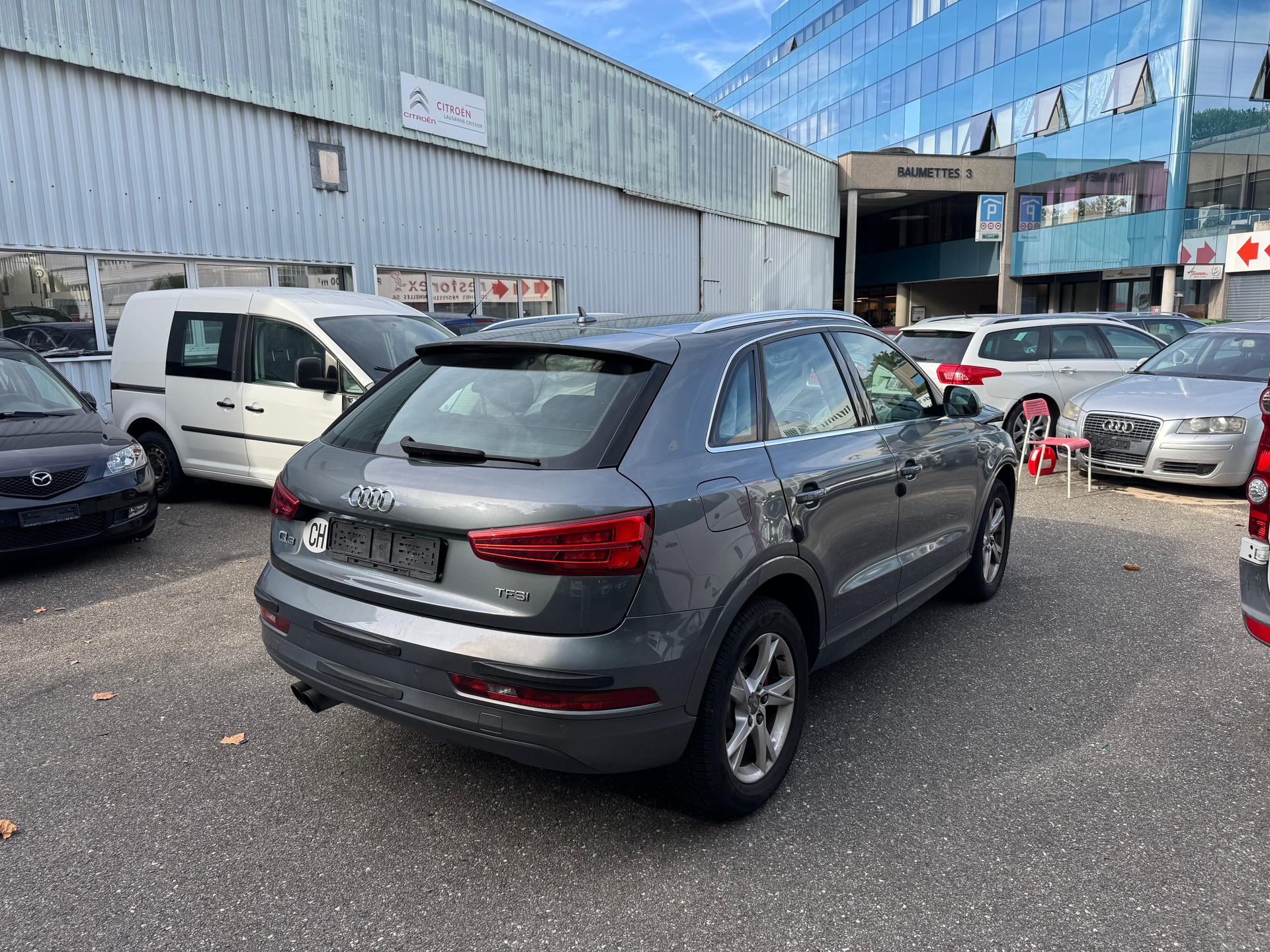 AUDI Q3 1.4 TFSI design S-tronic-image-9