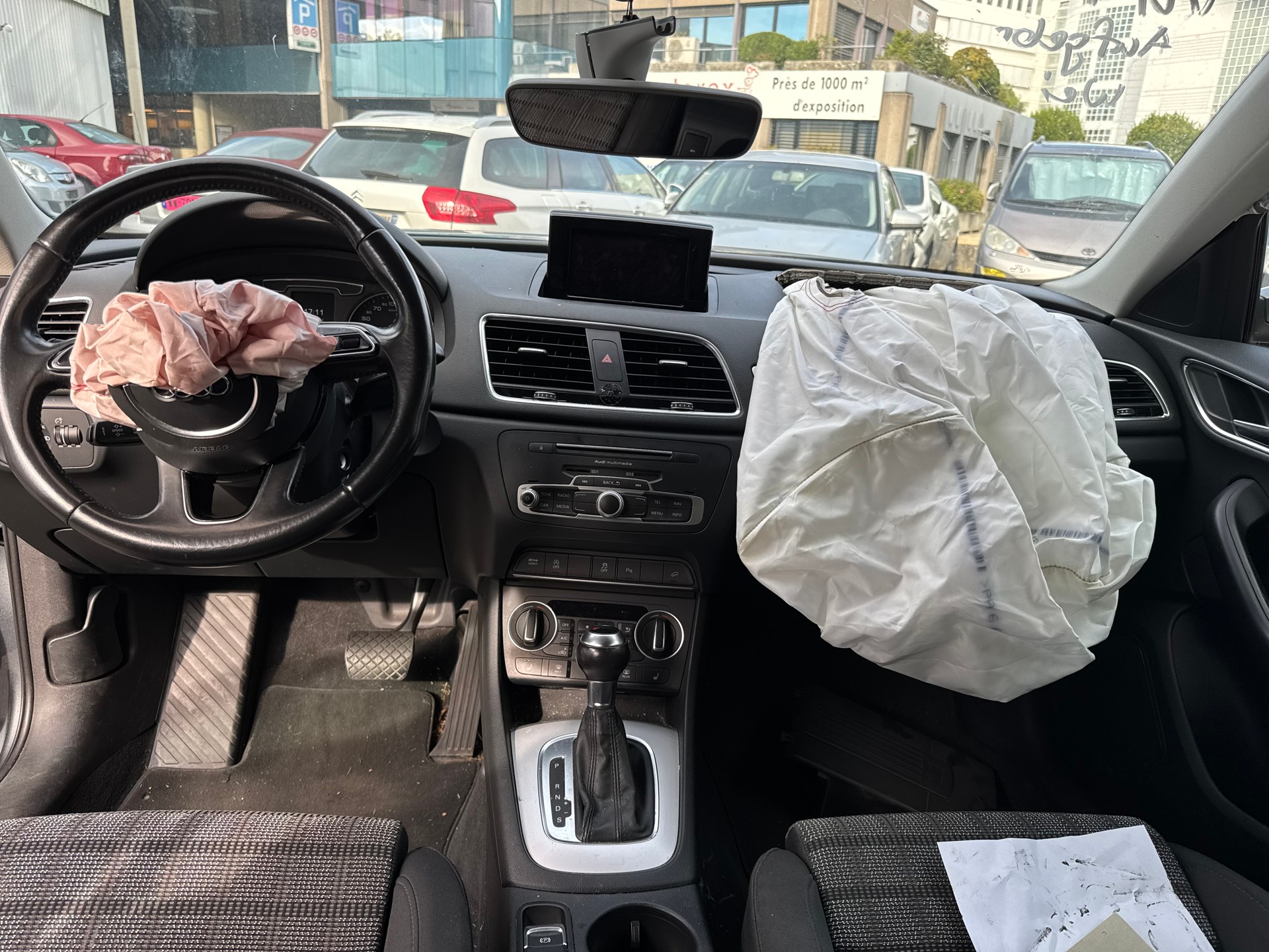 AUDI Q3 1.4 TFSI design S-tronic-image-16