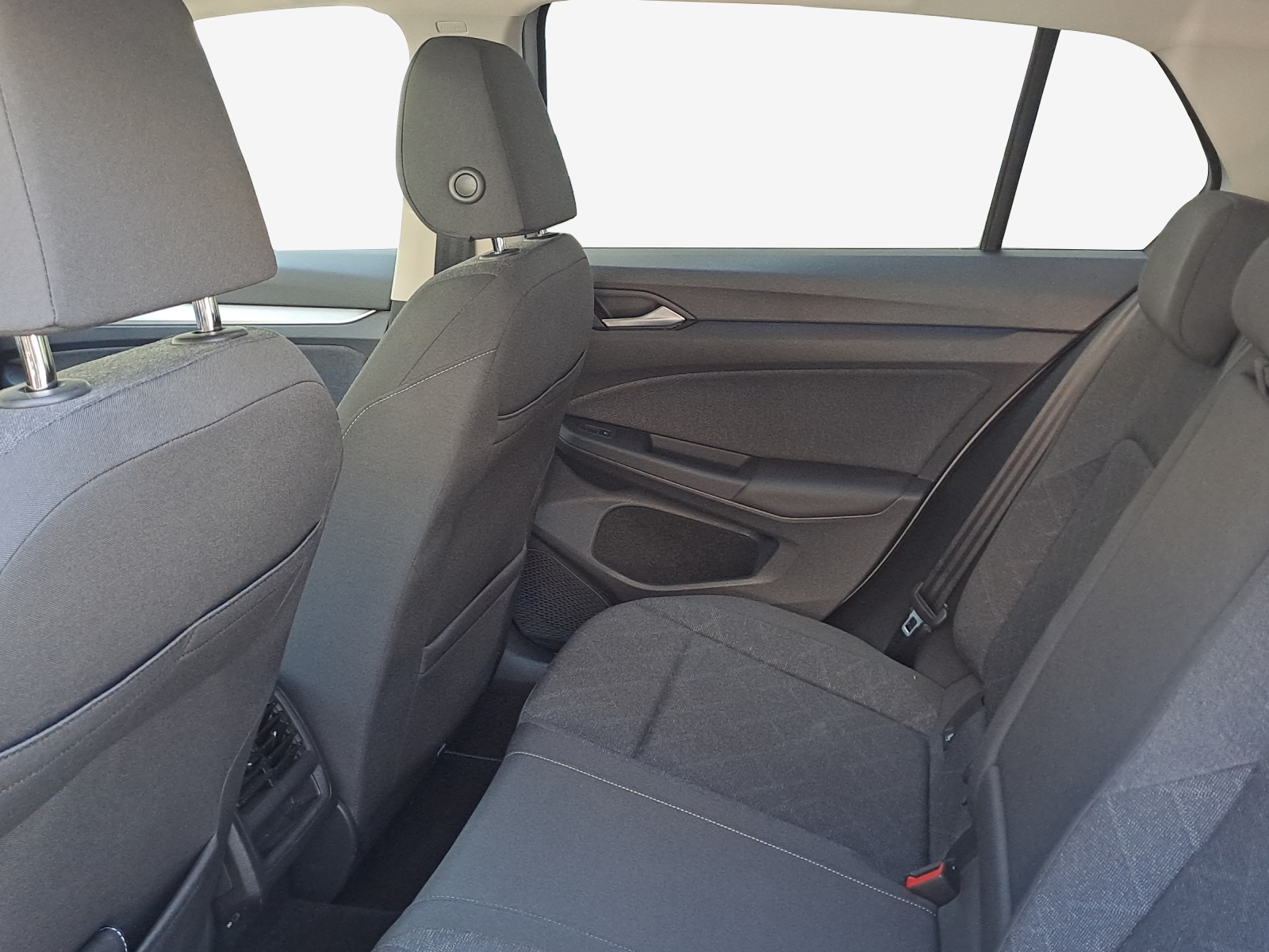 VW Golf 1.0 eTSI mHEV ACTLife DSG-image-11