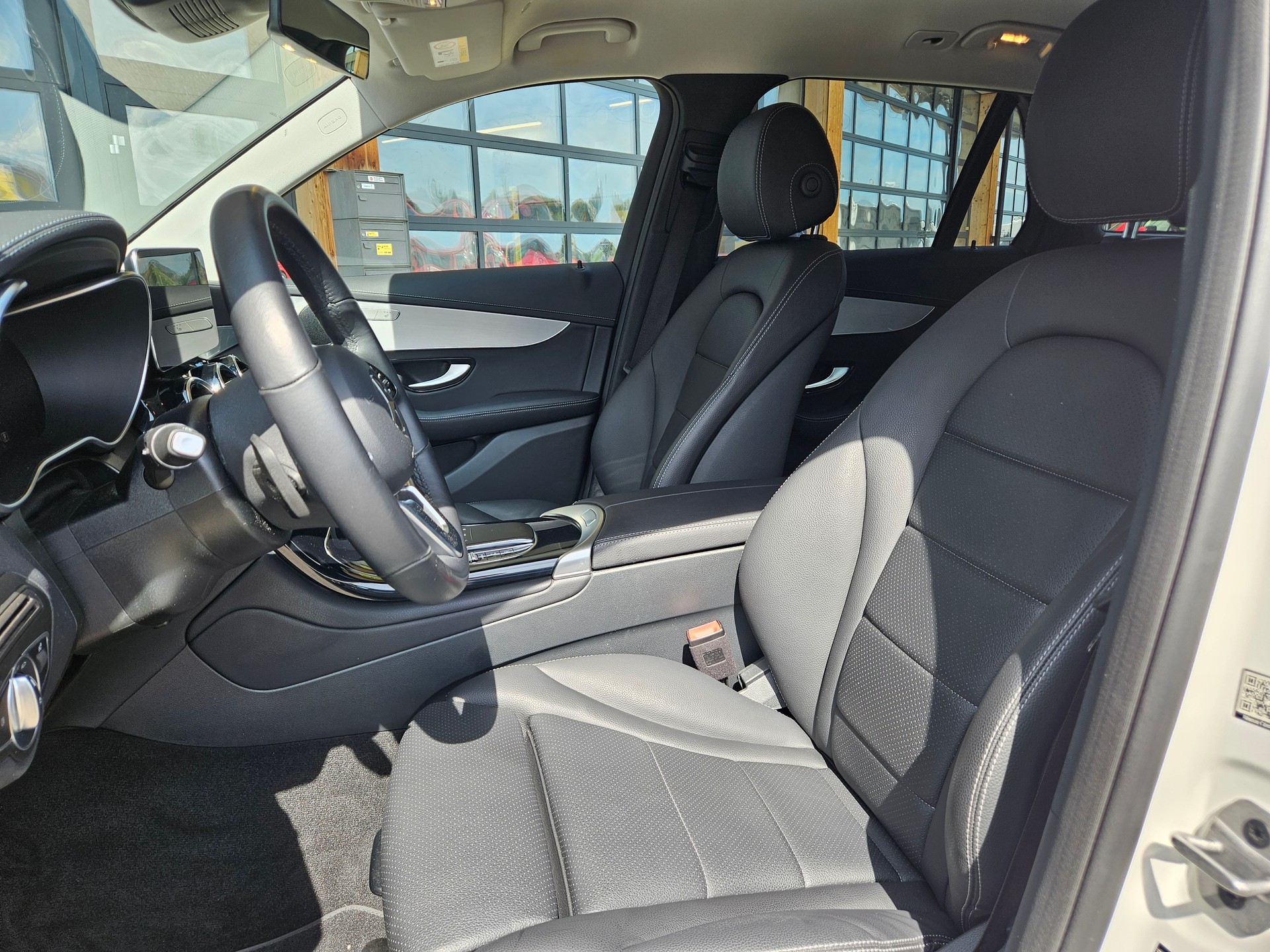 MERCEDES-BENZ GLC 300 e 4Matic 9G-Tronic-image-8