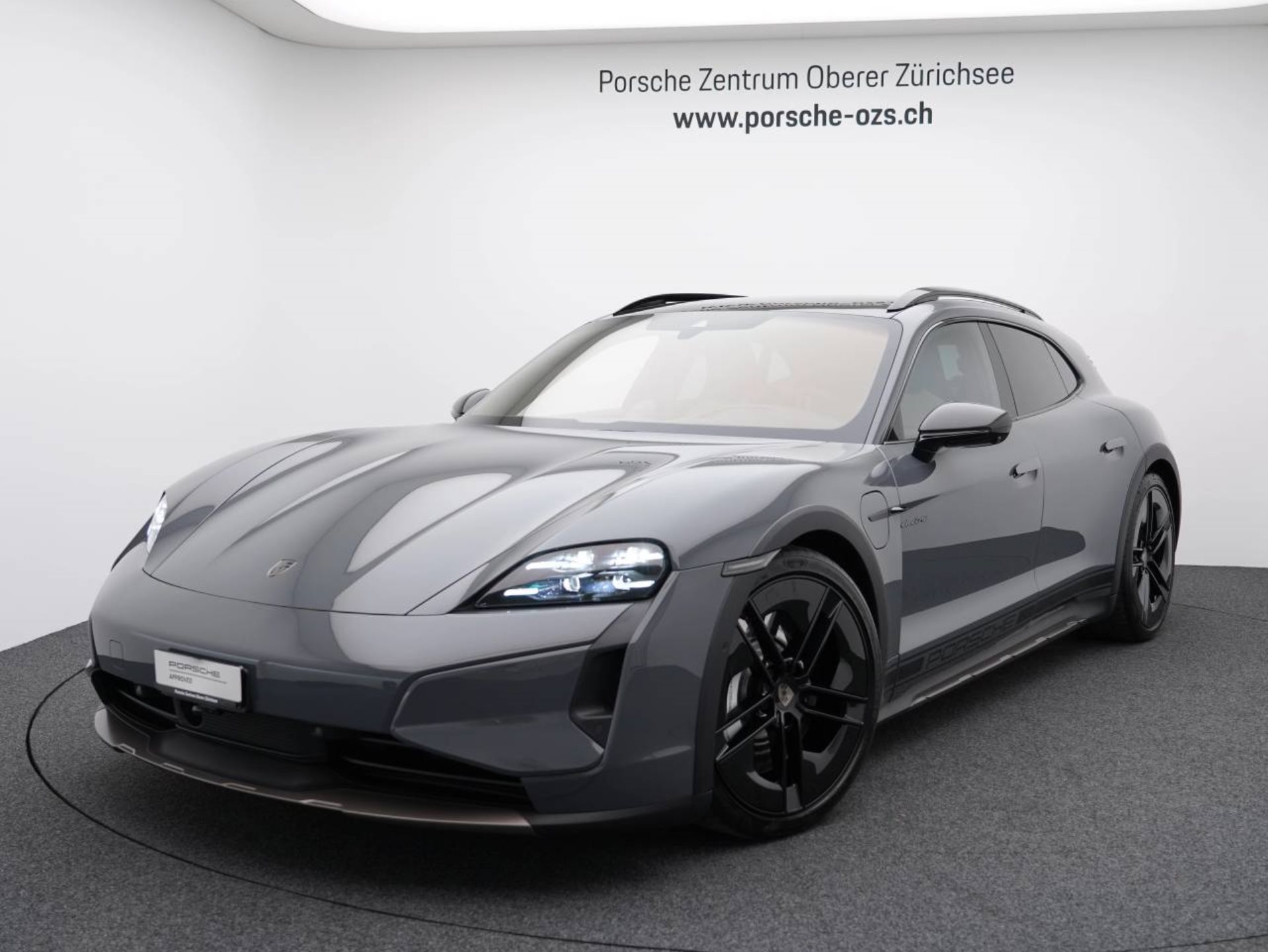 PORSCHE Taycan Turbo Cross Turismo-image-0