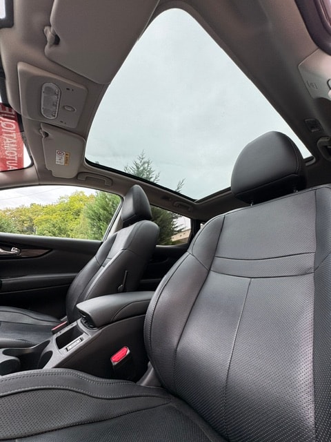 NISSAN Qashqai 1.6 dCi tekna Xtronic CVT-image-23