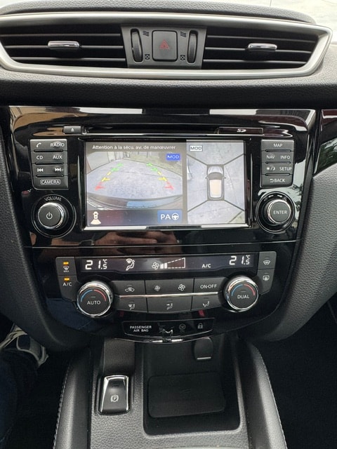 NISSAN Qashqai 1.6 dCi tekna Xtronic CVT-image-13