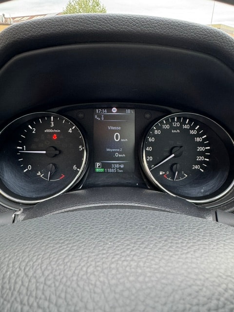 NISSAN Qashqai 1.6 dCi tekna Xtronic CVT-image-10