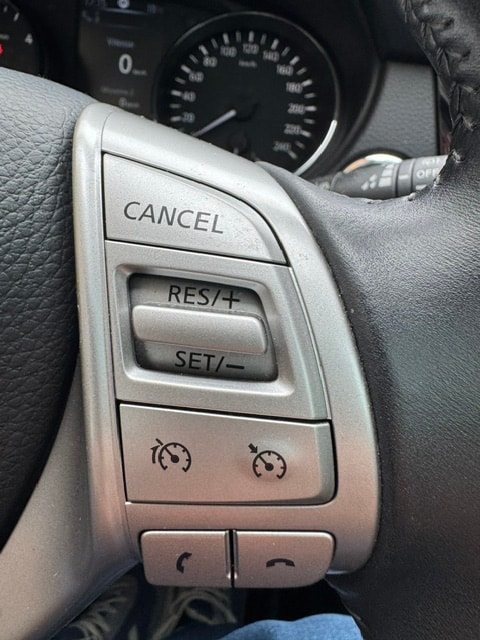 NISSAN Qashqai 1.6 dCi tekna Xtronic CVT-image-18